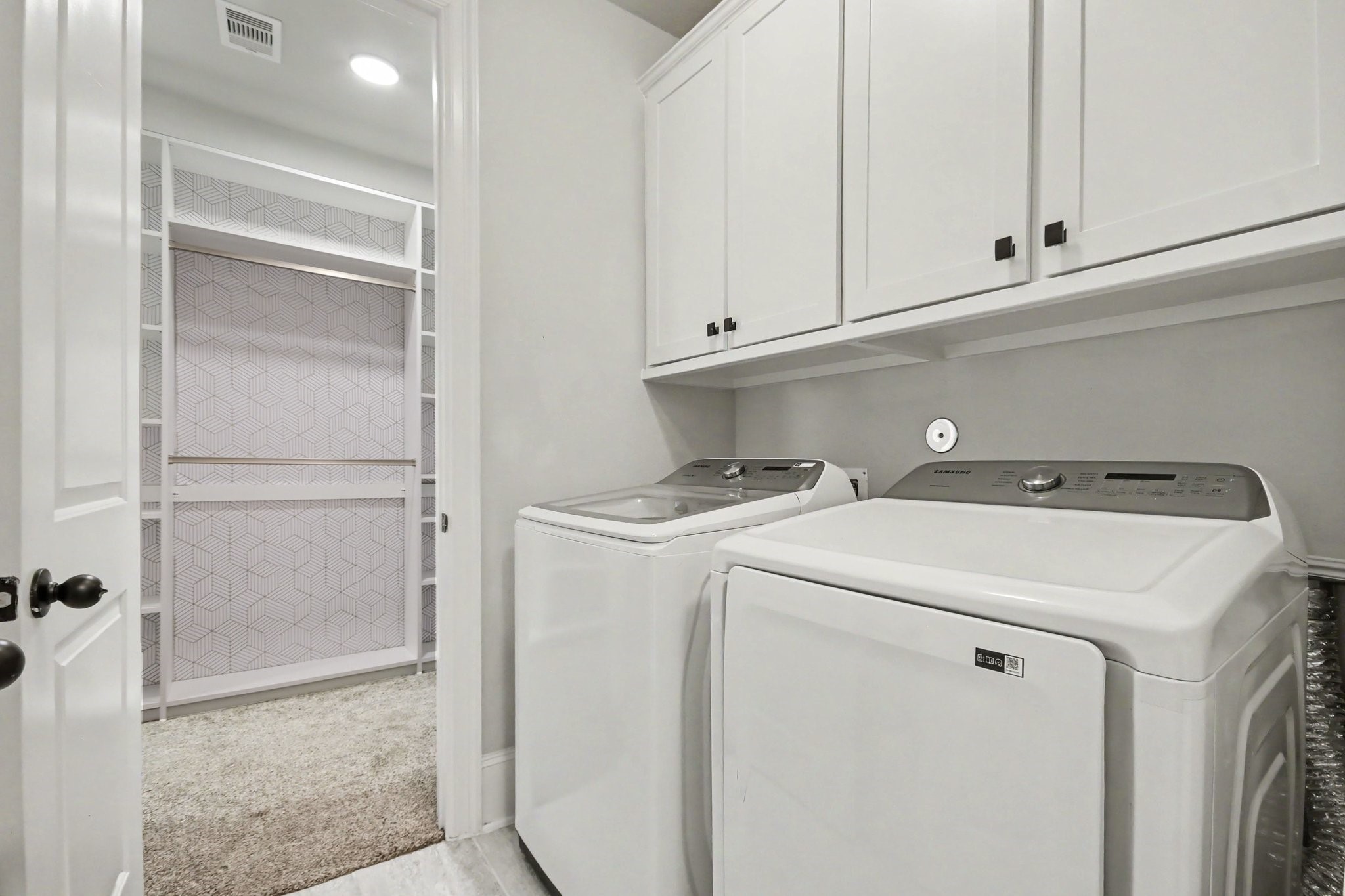 9711 Iberia Way Property Photo 33