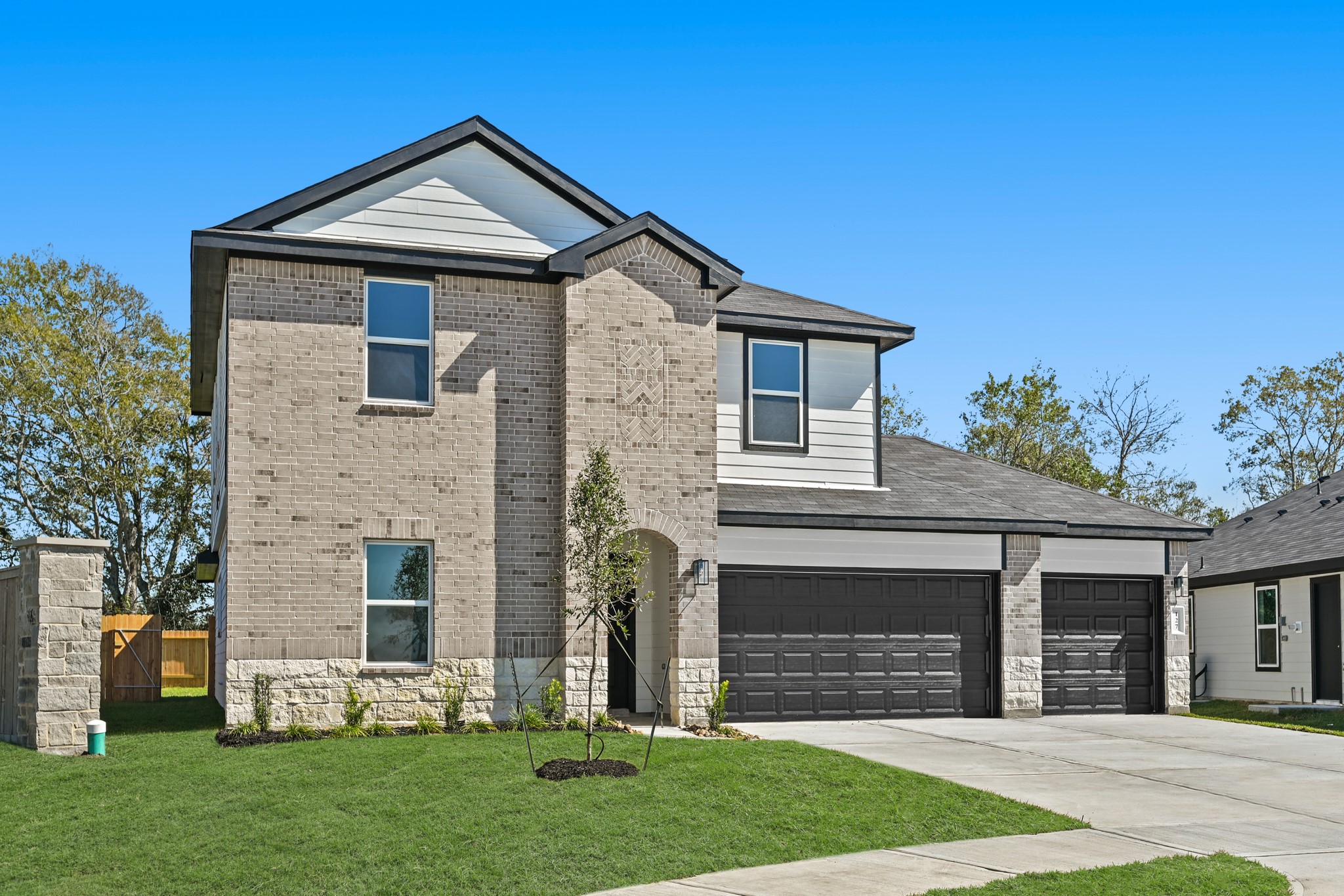 127 Wildflower Lane Property Photo 1