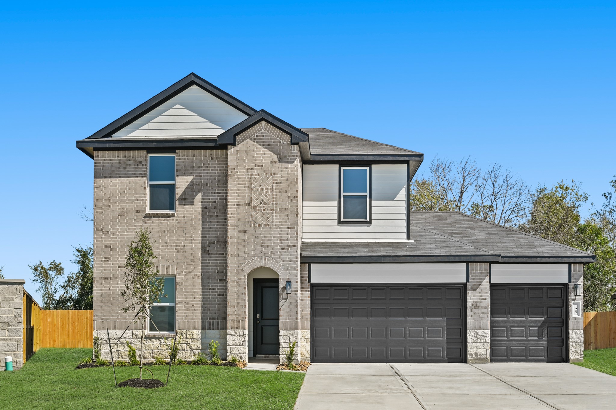 127 Wildflower Lane Property Photo 3