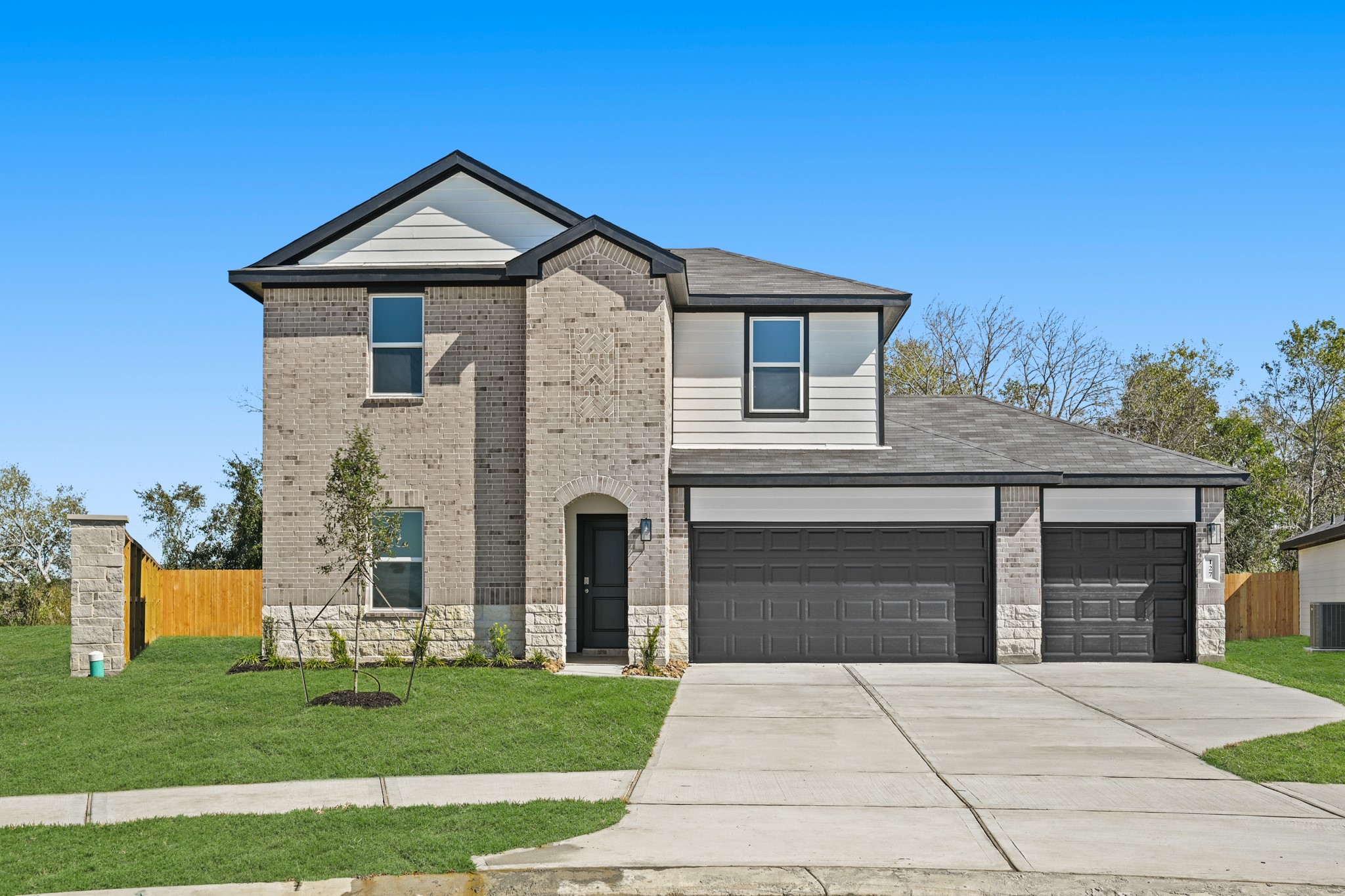 127 Wildflower Lane Property Photo 4