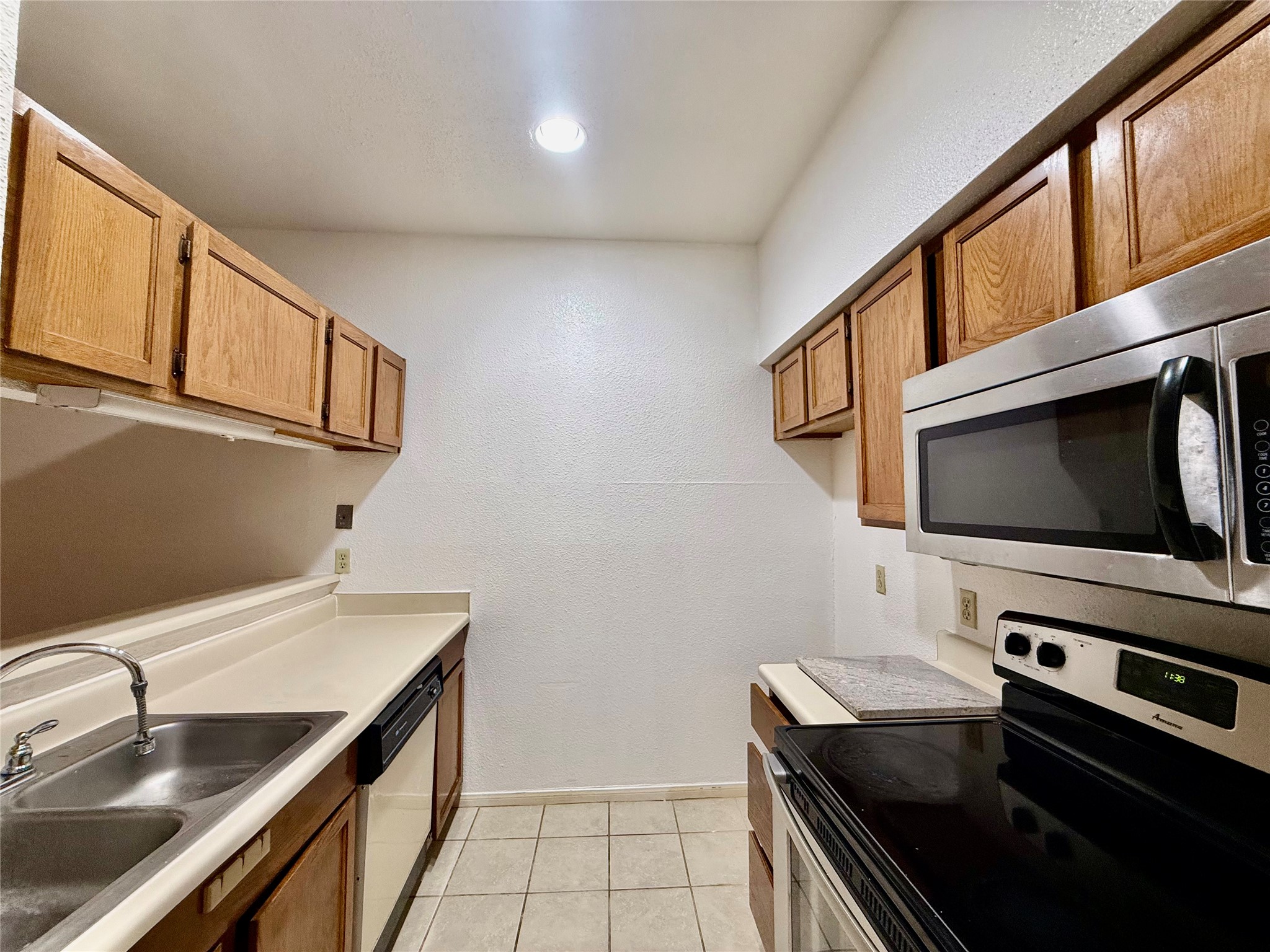 8055 Cambridge Street 71 Property Photo 15