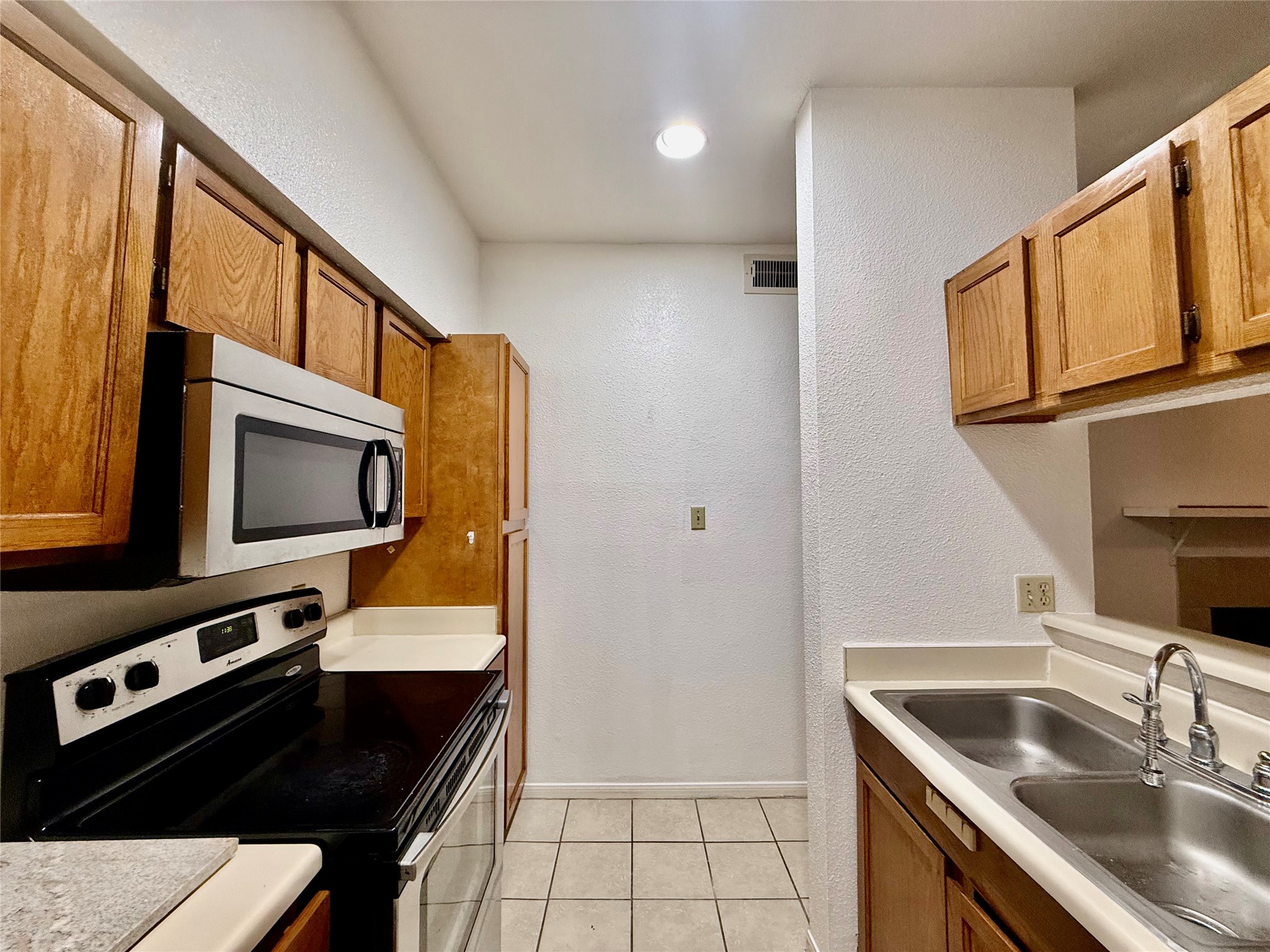 8055 Cambridge Street 71 Property Photo 17