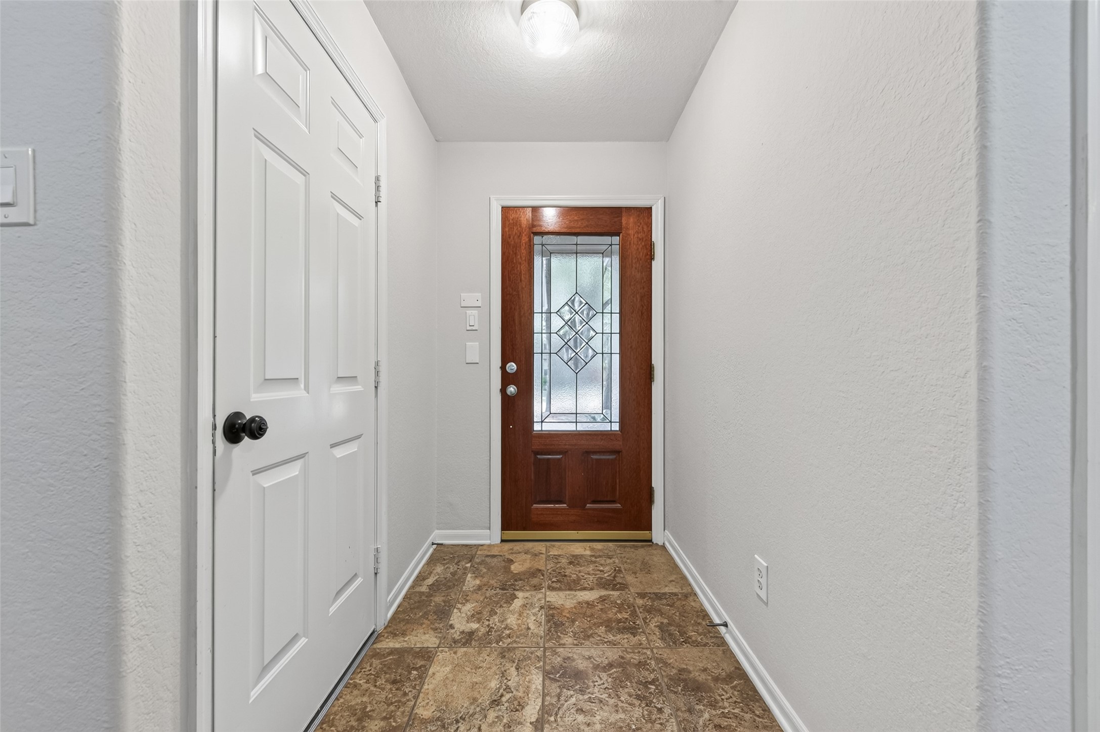 3 Steep Trail Place Property Photo 7