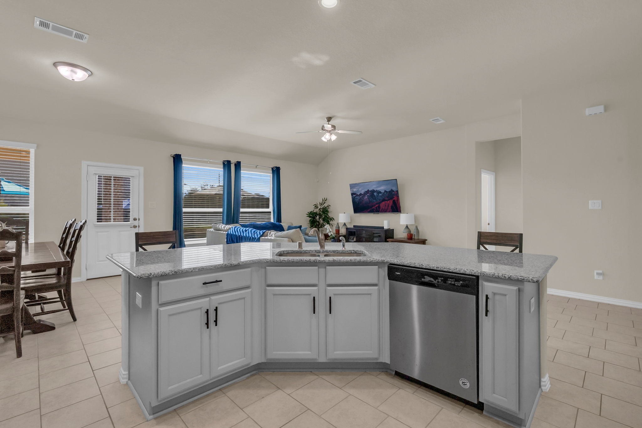 1702 Green Willow Court Property Photo 15