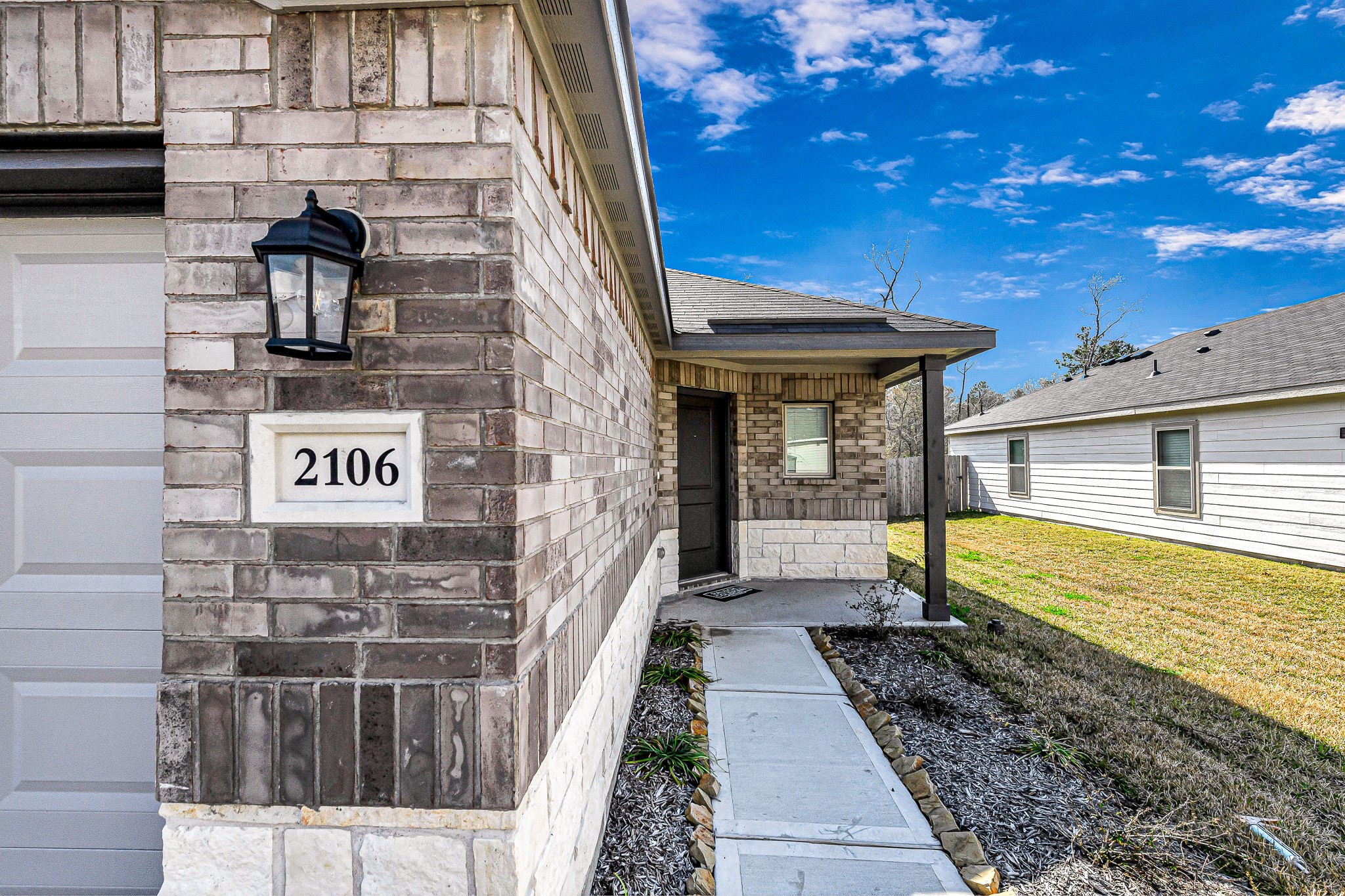 2106 Cedar Way Drive Property Photo 4
