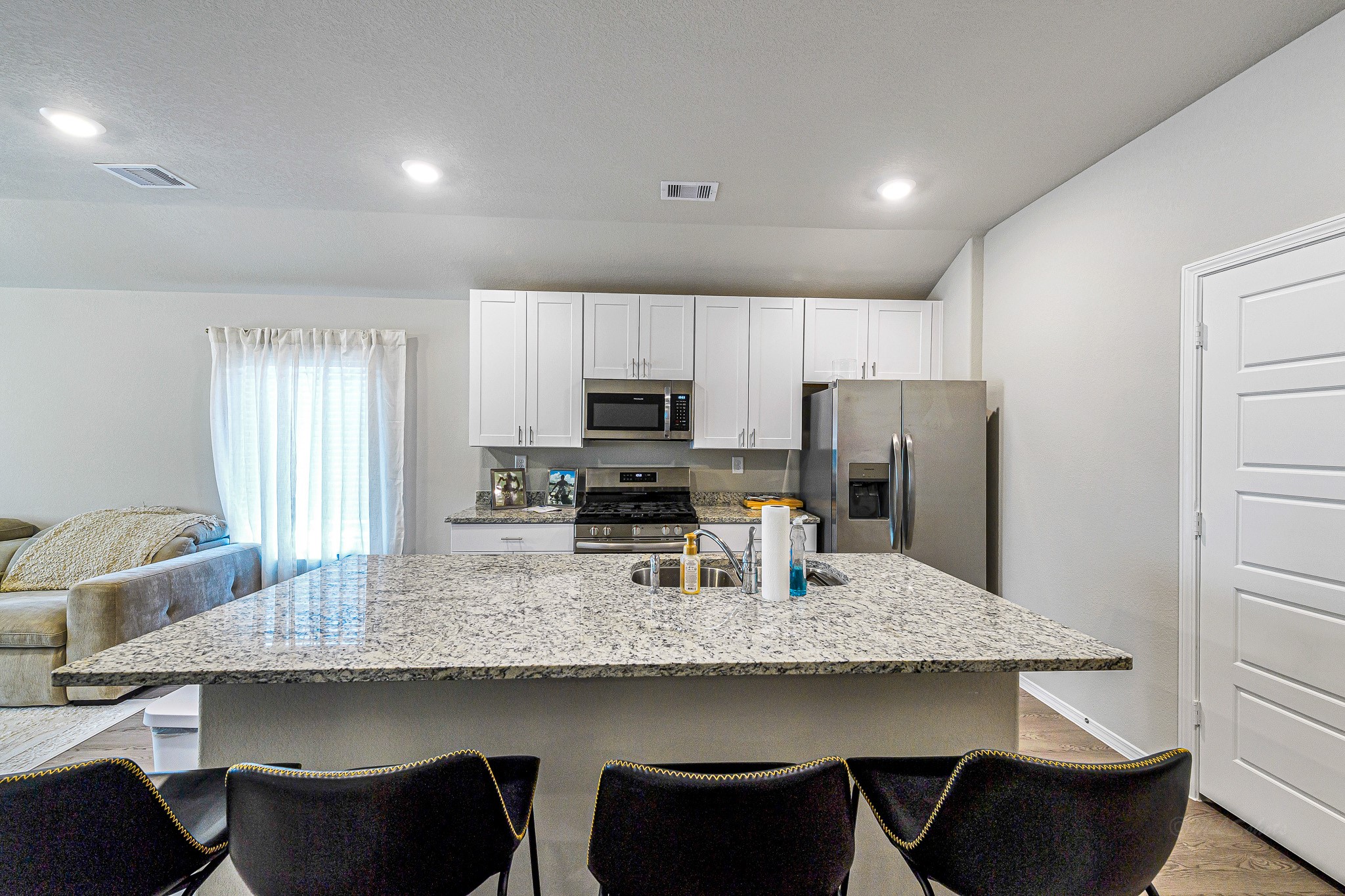 2106 Cedar Way Drive Property Photo 12