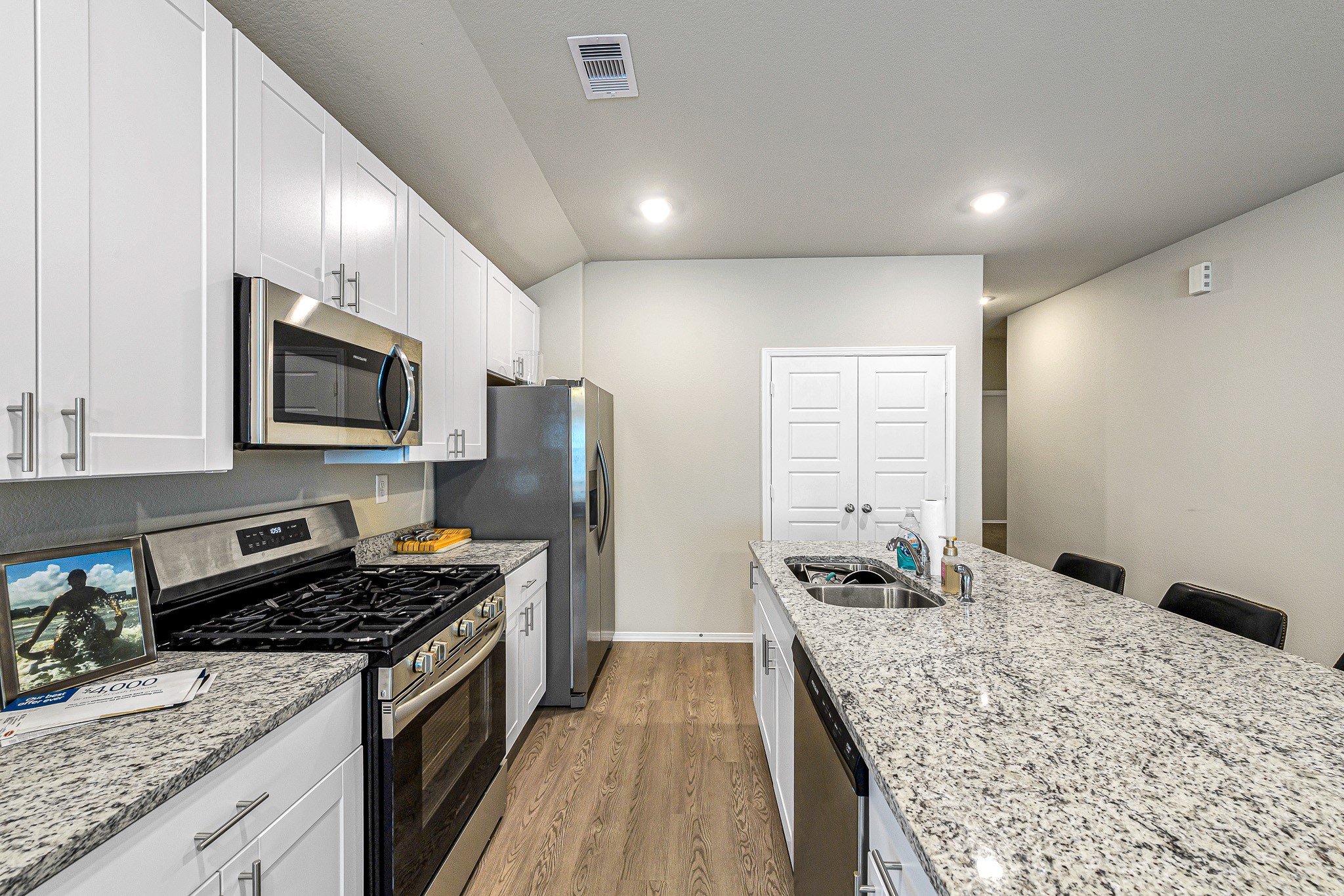 2106 Cedar Way Drive Property Photo 14