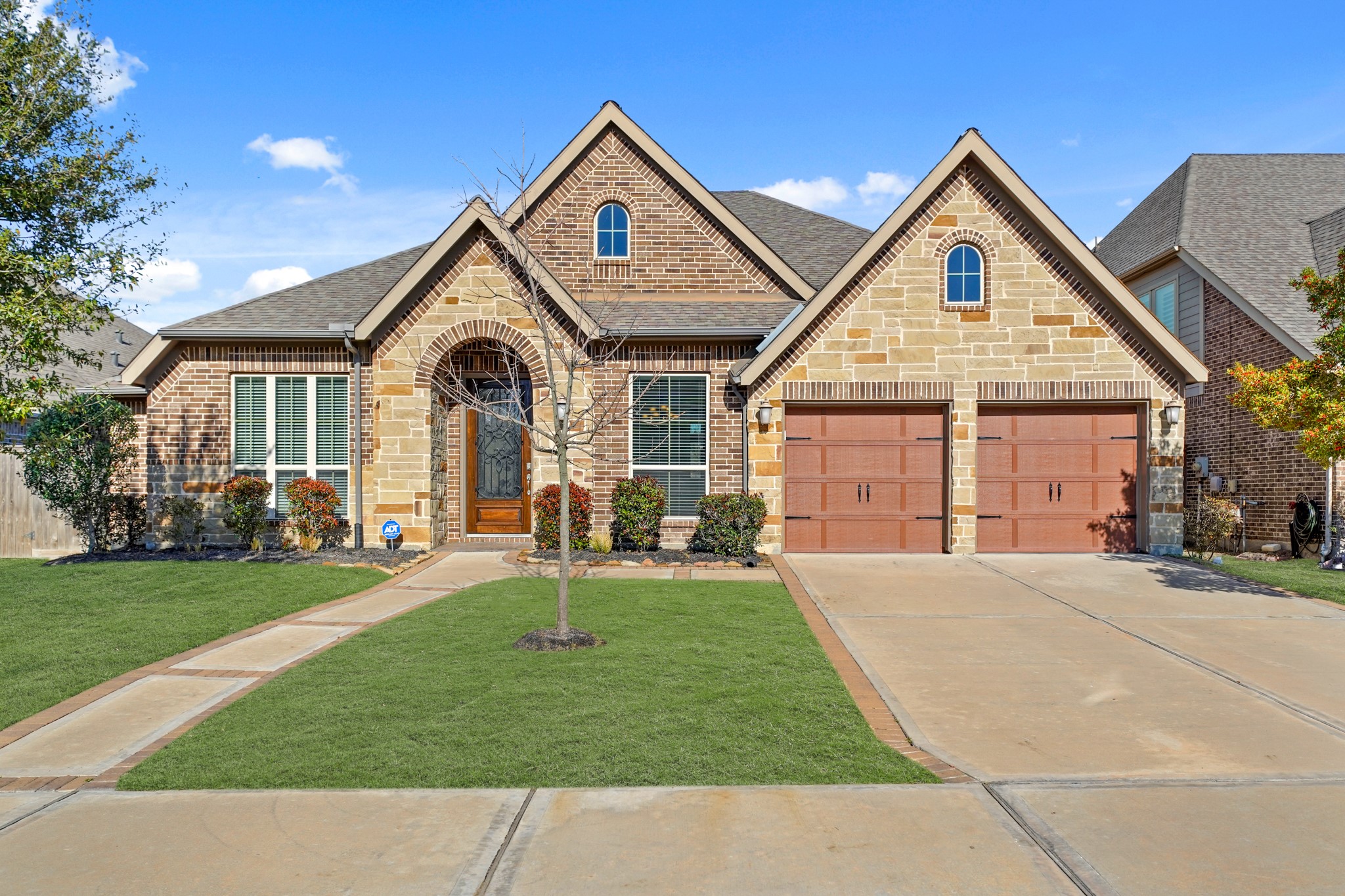 6406 Kingston Valley Trail Property Photo 1