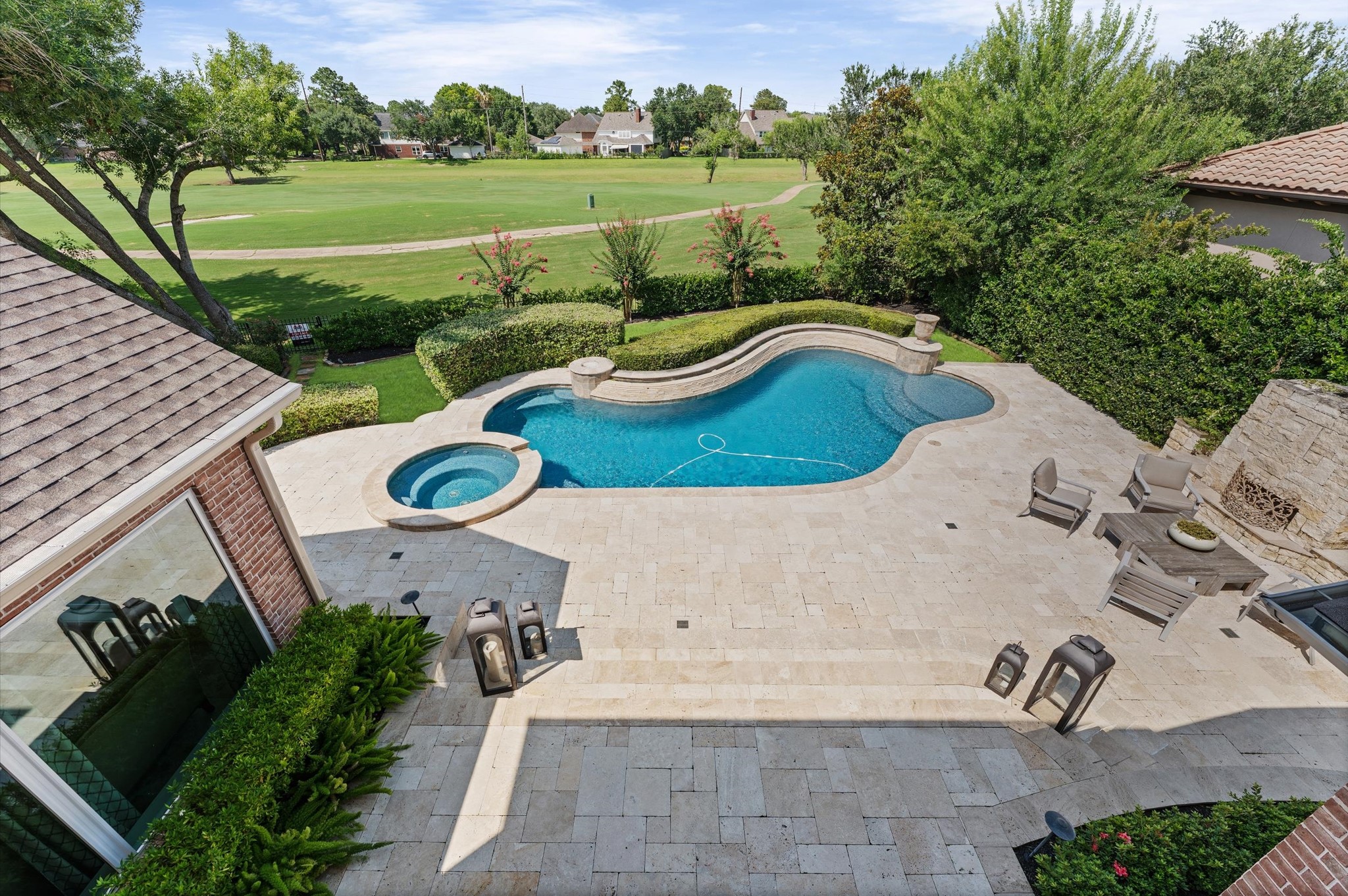 4 Ellicott Way Property Photo 2