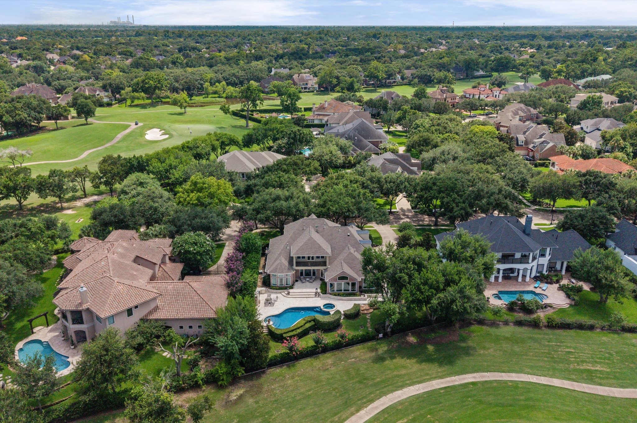 4 Ellicott Way Property Photo 4