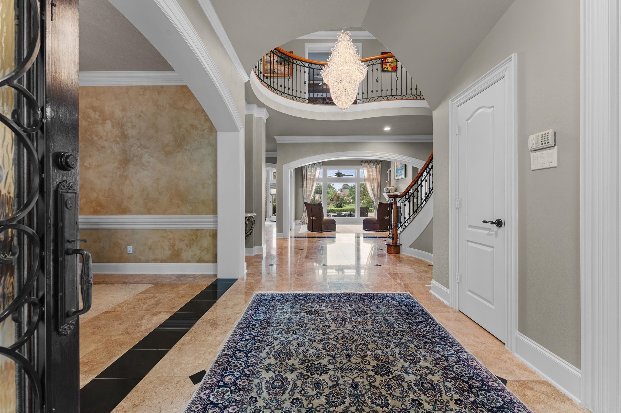 4 Ellicott Way Property Photo 11