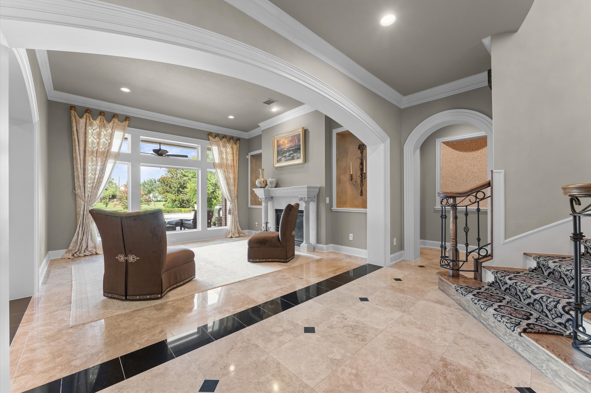 4 Ellicott Way Property Photo 13