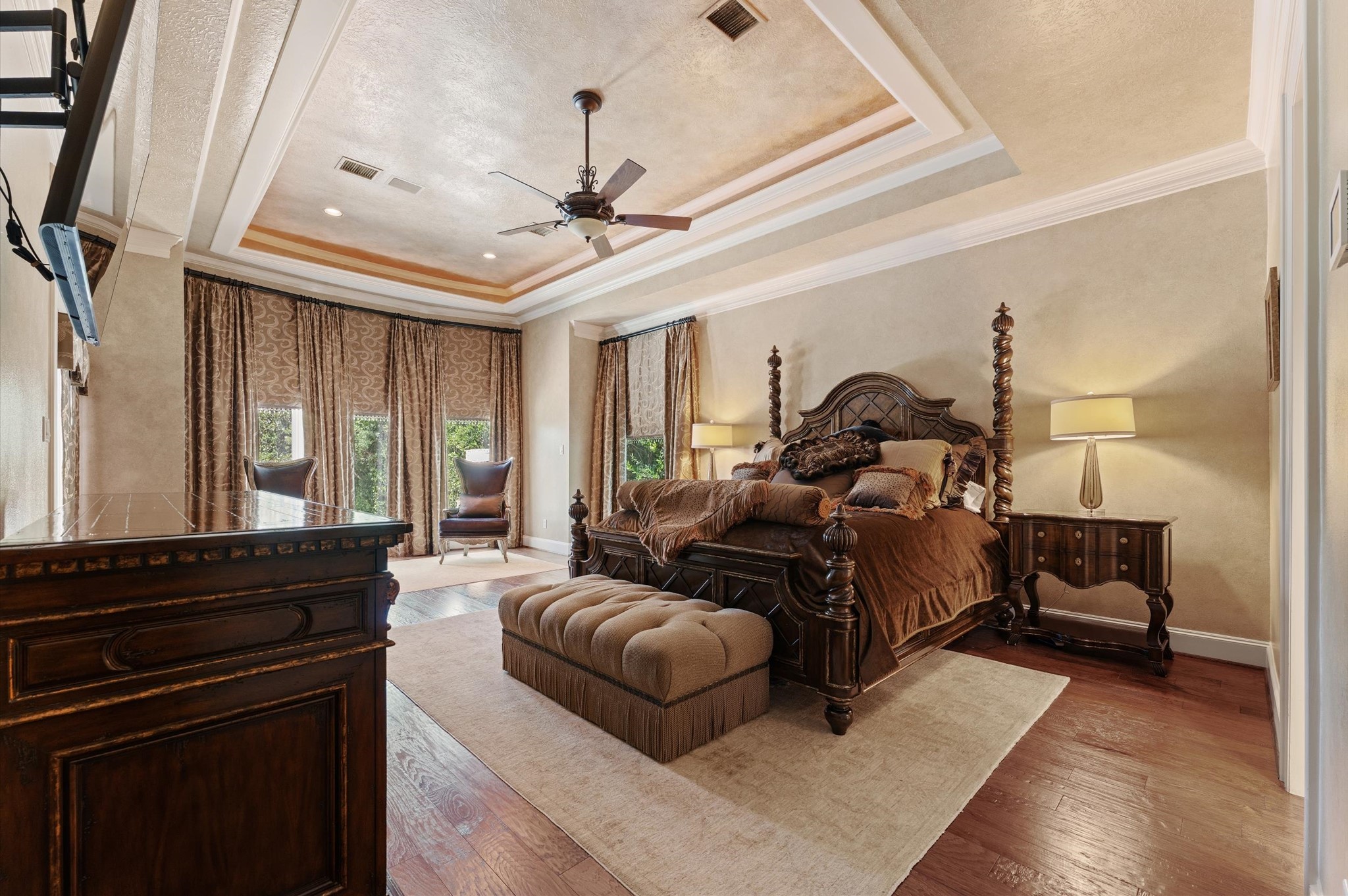 4 Ellicott Way Property Photo 26