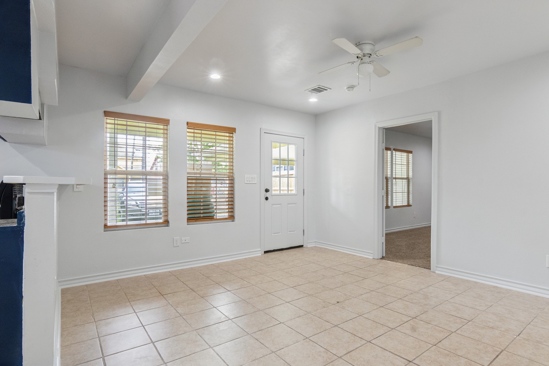 4505 Cochran Street Property Photo 4