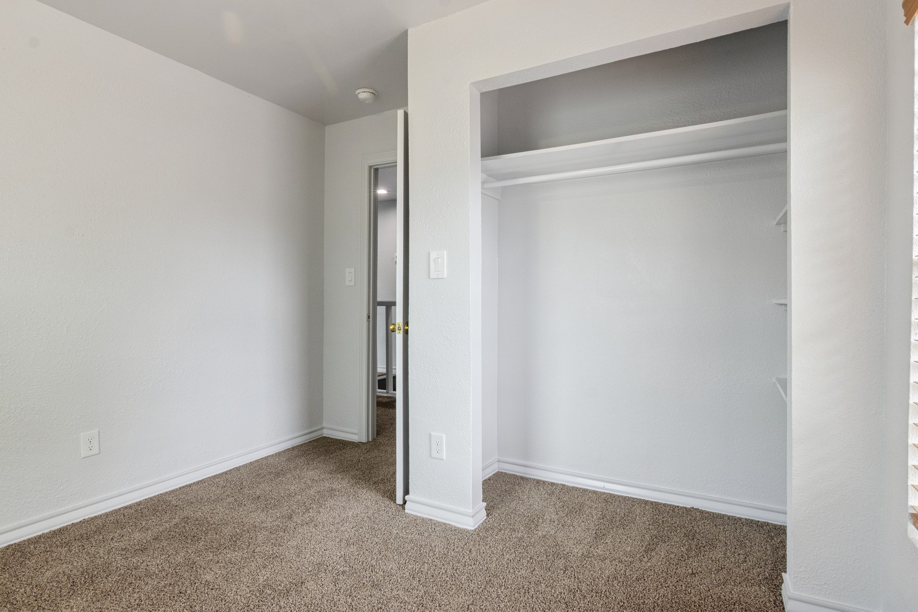 4505 Cochran Street Property Photo 18