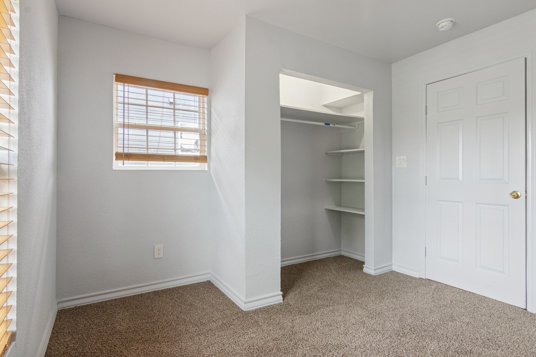 4505 Cochran Street Property Photo 21