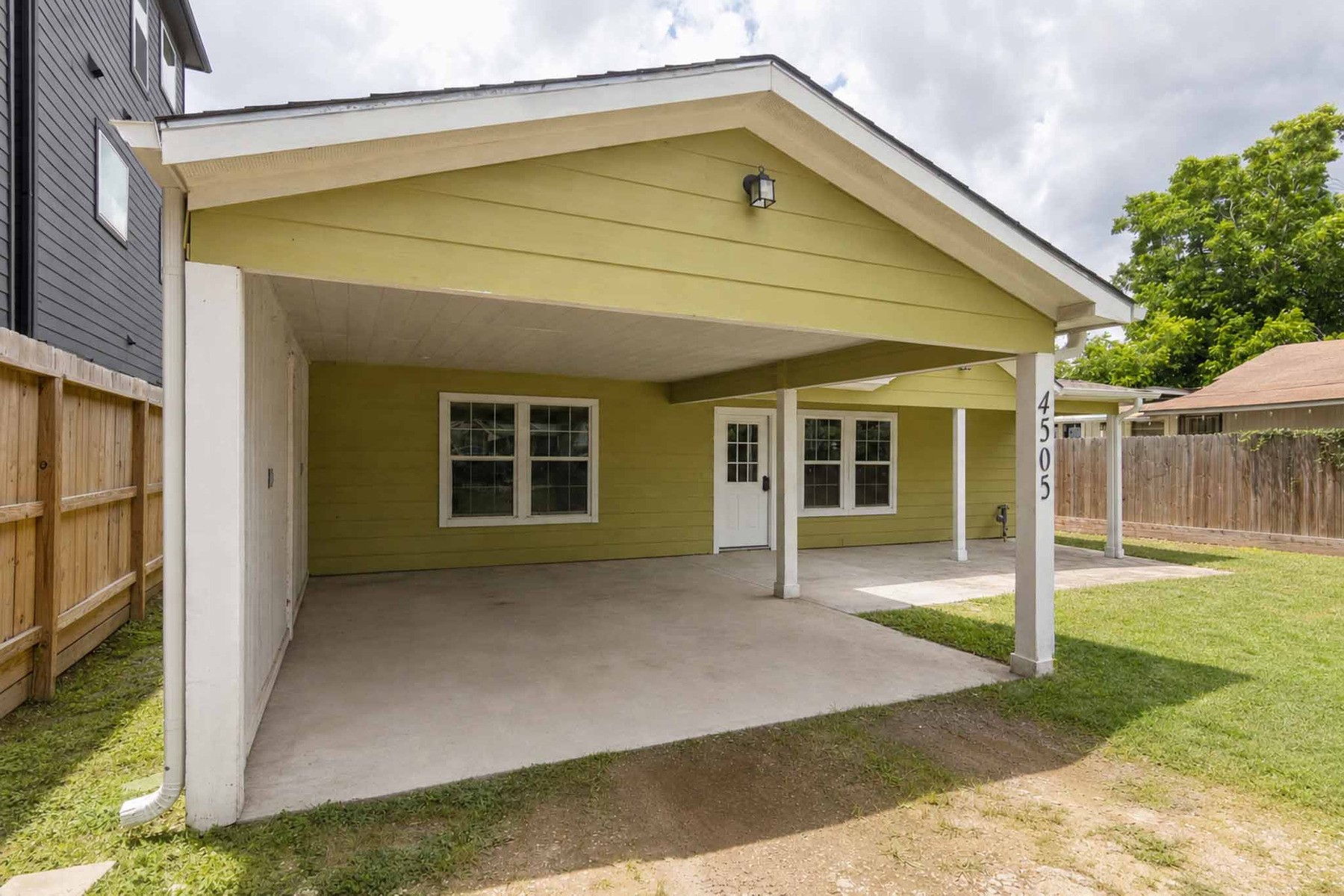 4505 Cochran Street Property Photo 24