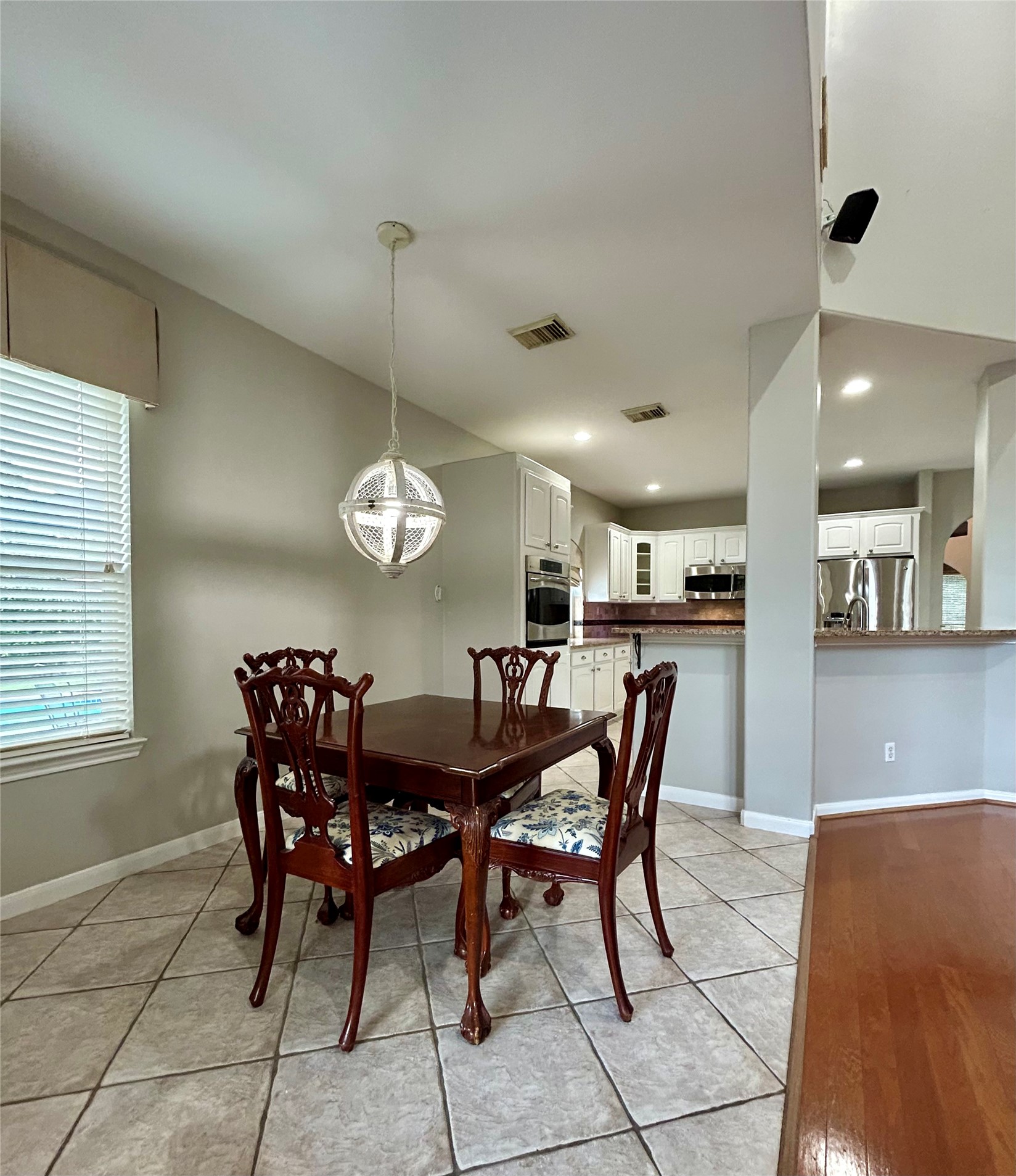 15802 Deerpath Court Property Photo 12