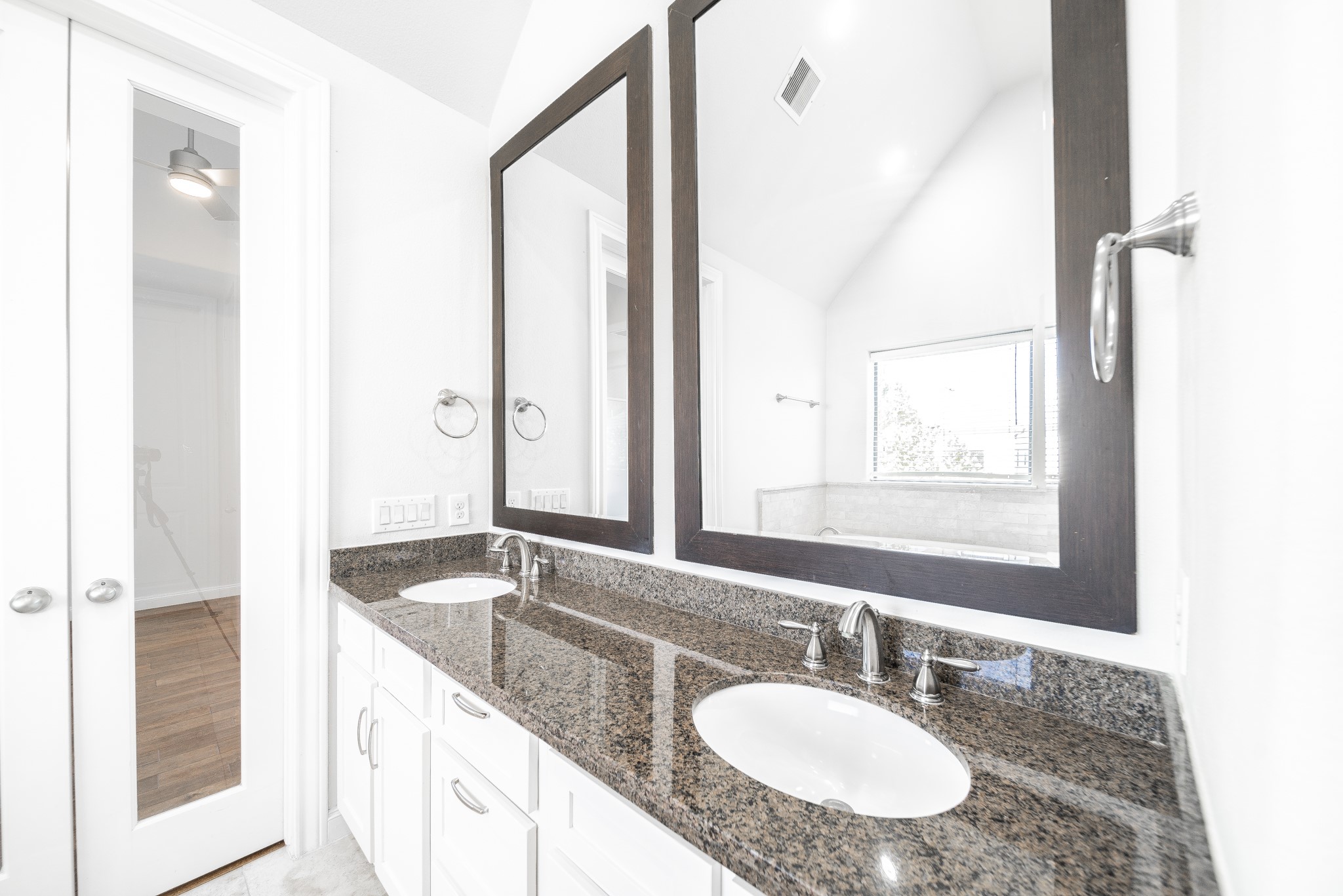 2426 Bevis Street Property Photo 7