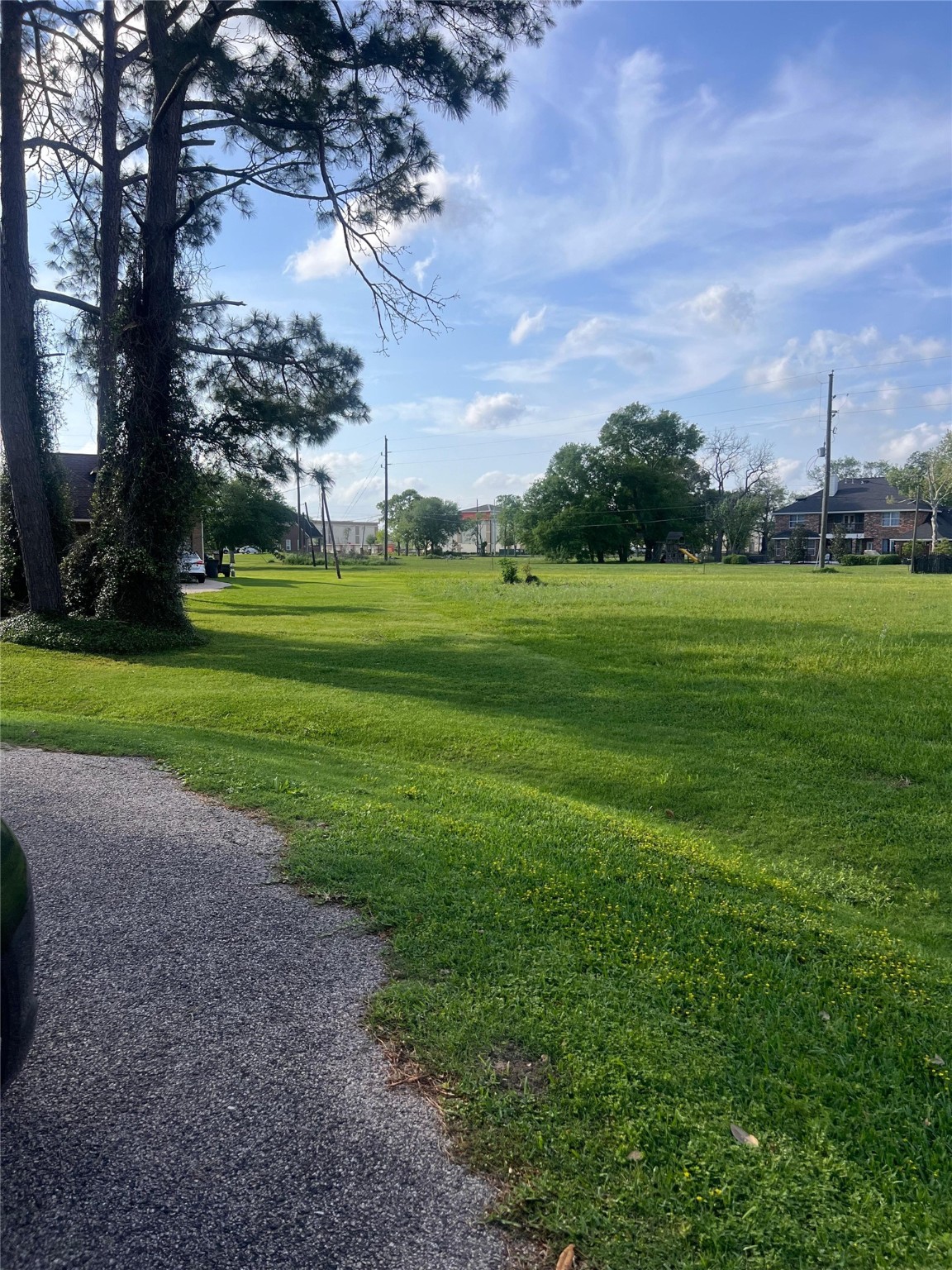 00 Pin Oak Circle Property Photo 1