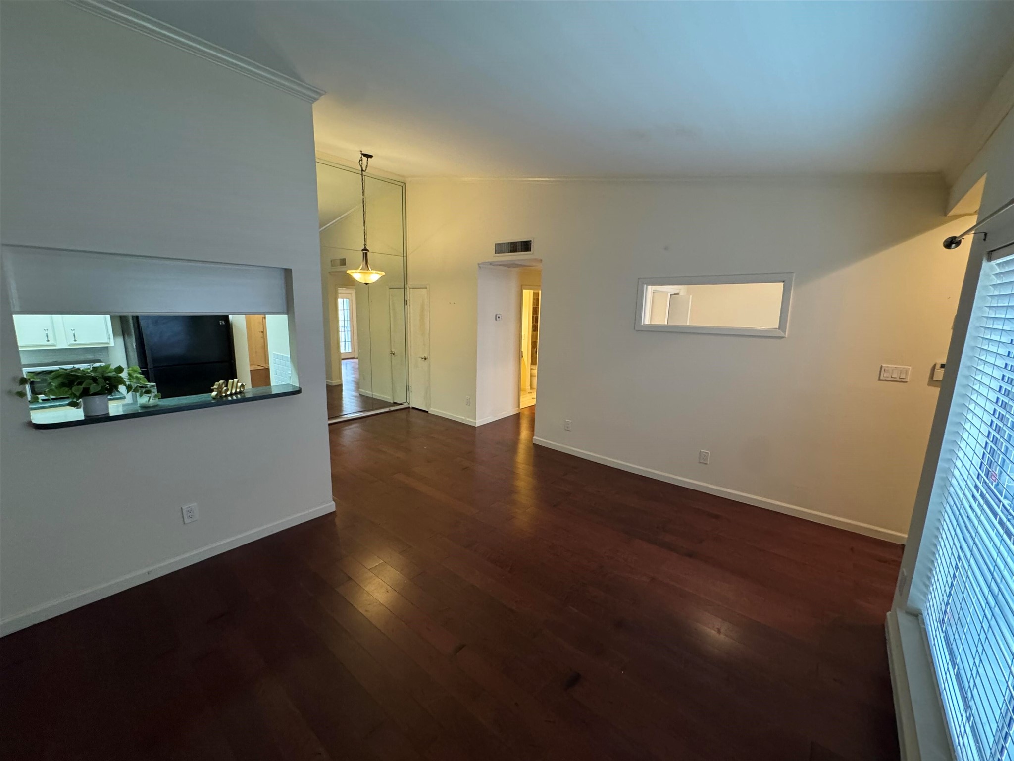 2001 Bering Drive 2d Property Photo 2