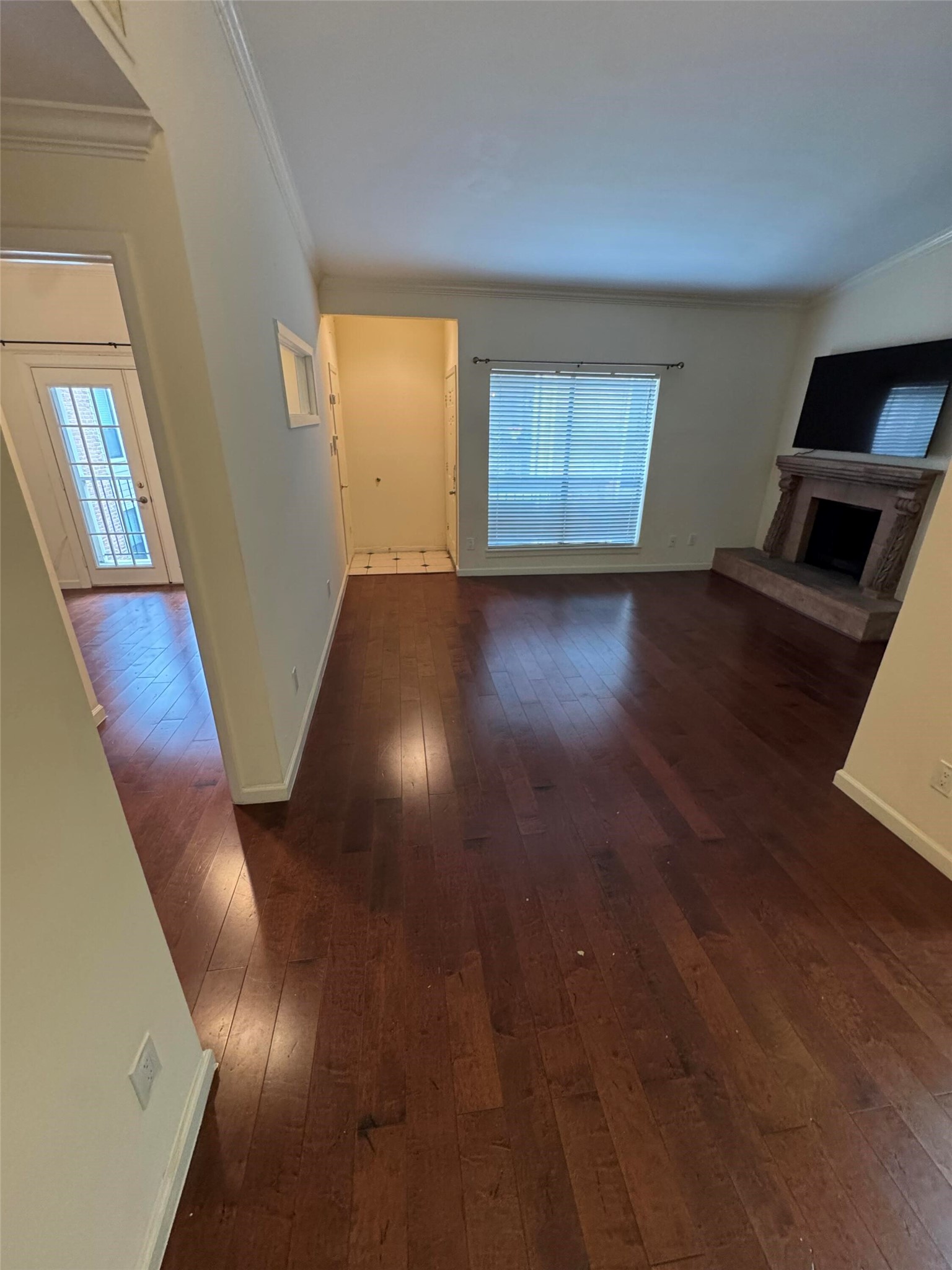 2001 Bering Drive 2d Property Photo 6