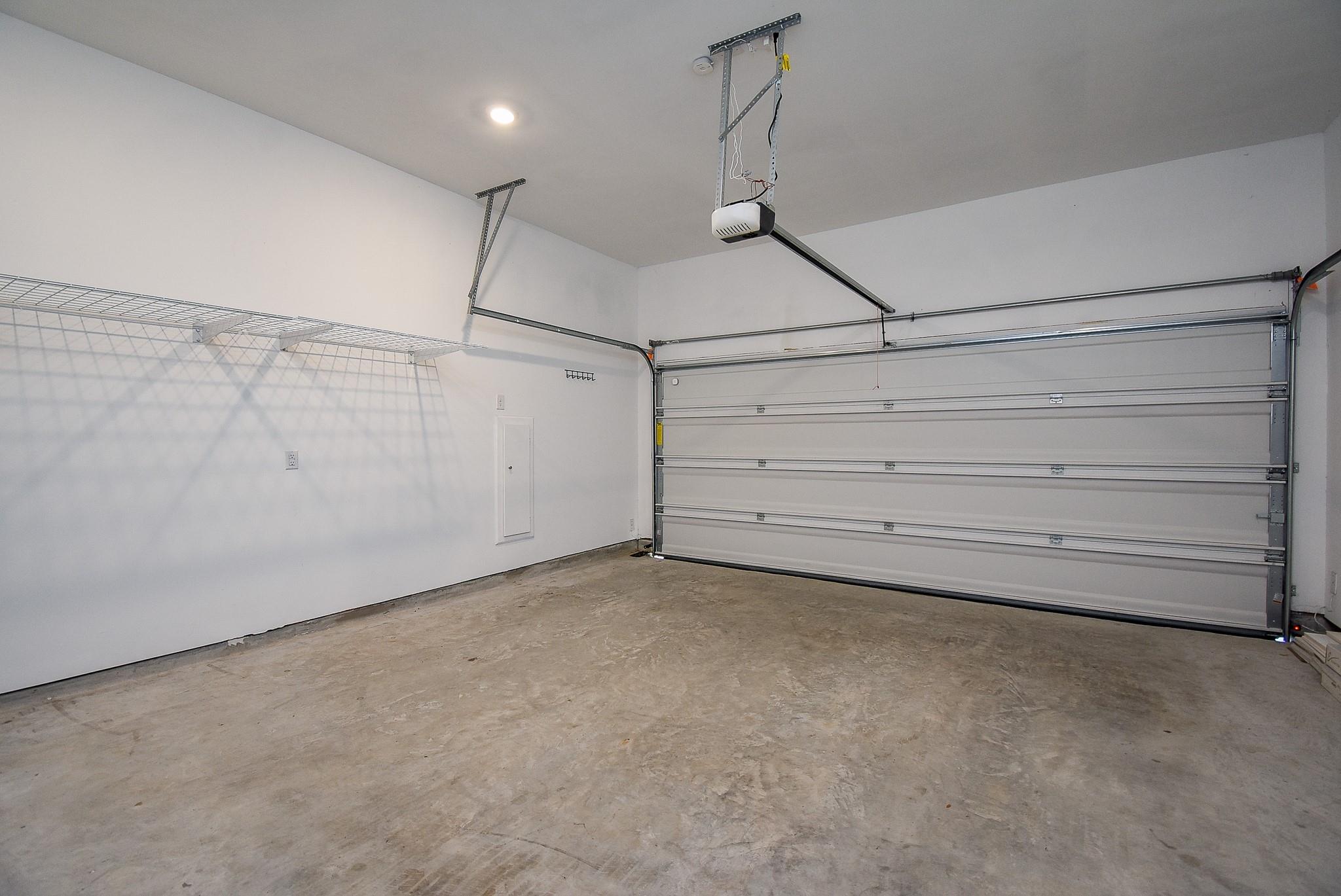 5646 Amber Brook Lane Property Photo 28