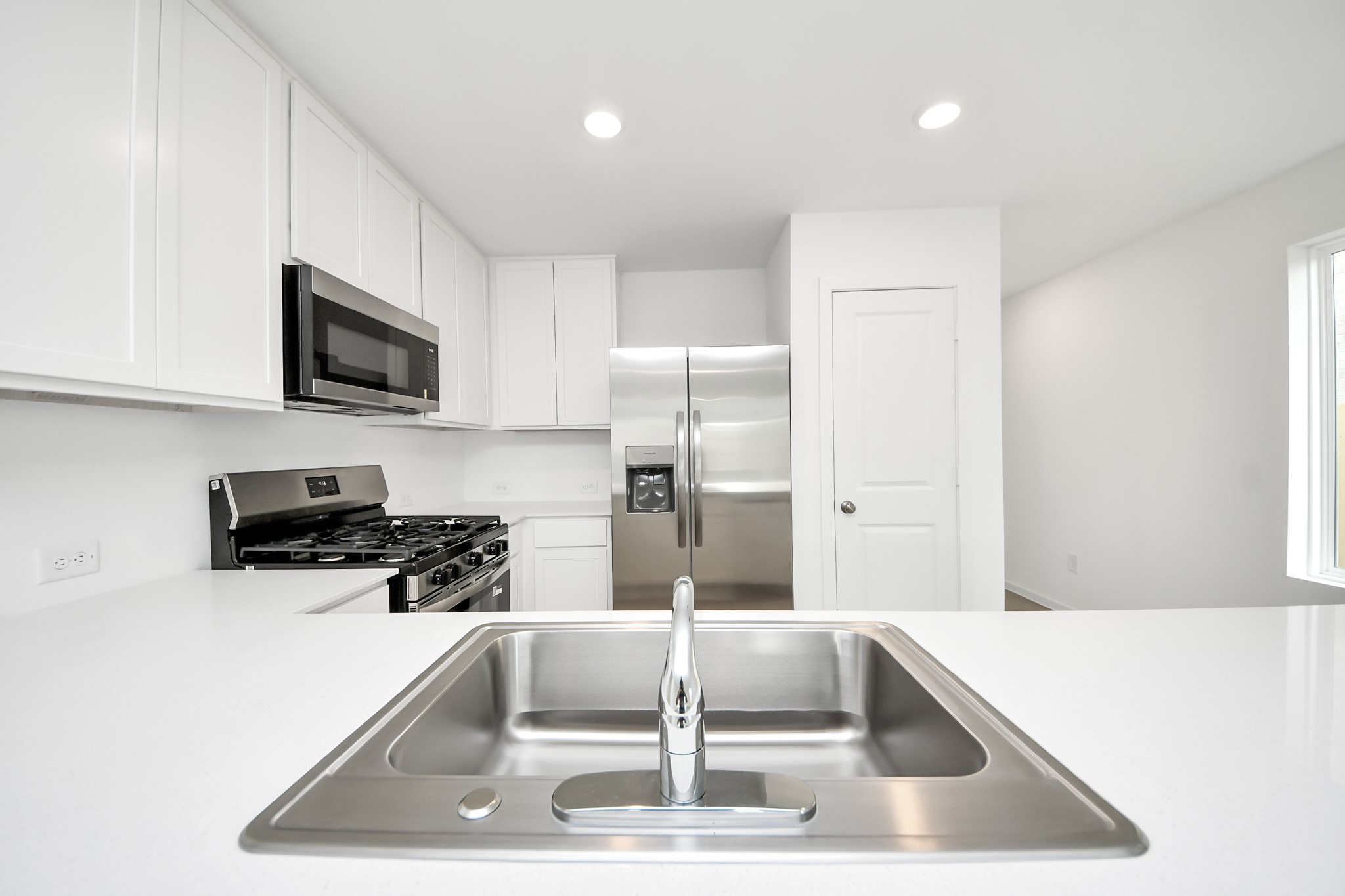 16822 Spotted Oak Drive Property Photo 18