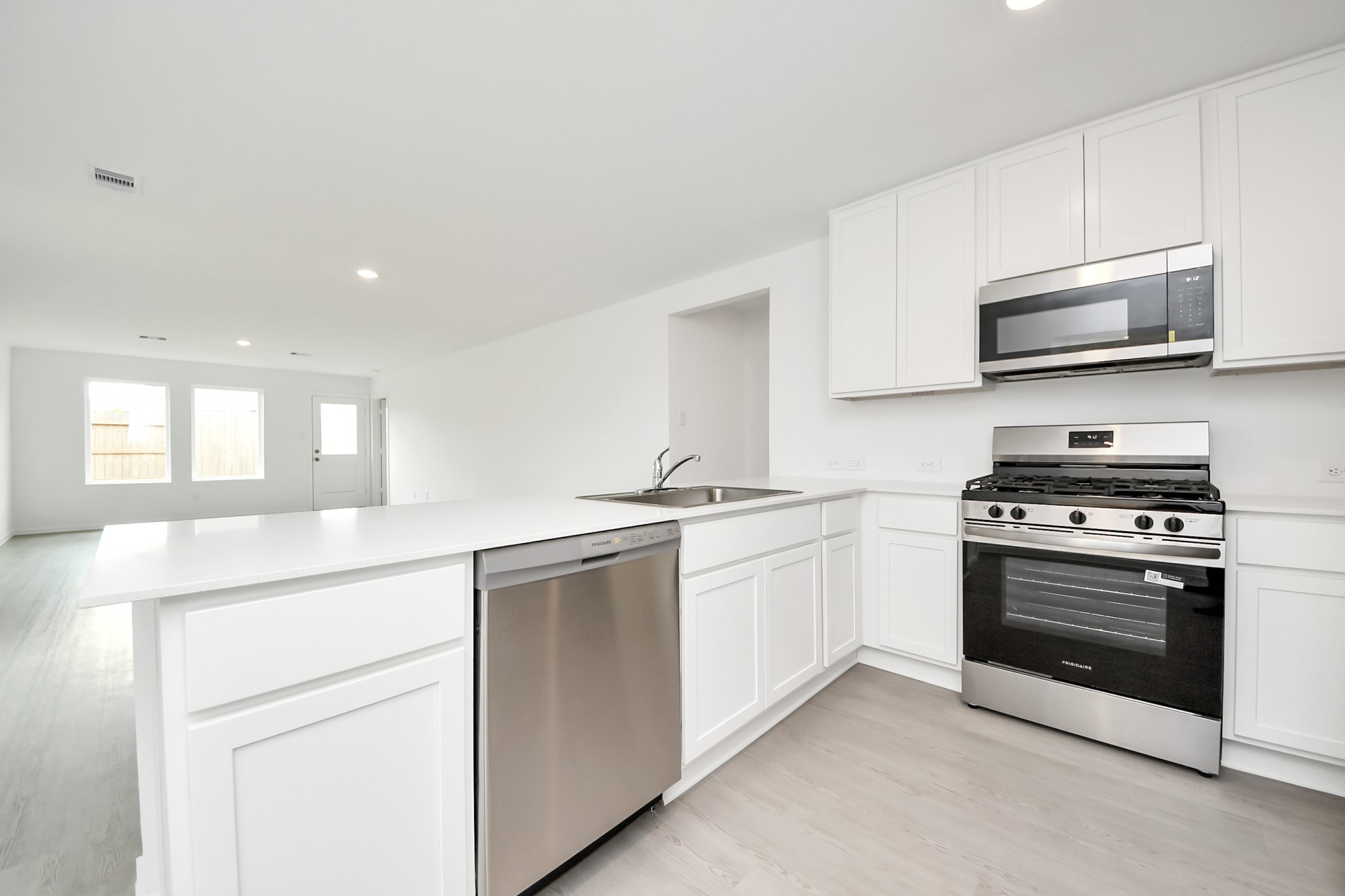 16822 Spotted Oak Drive Property Photo 20