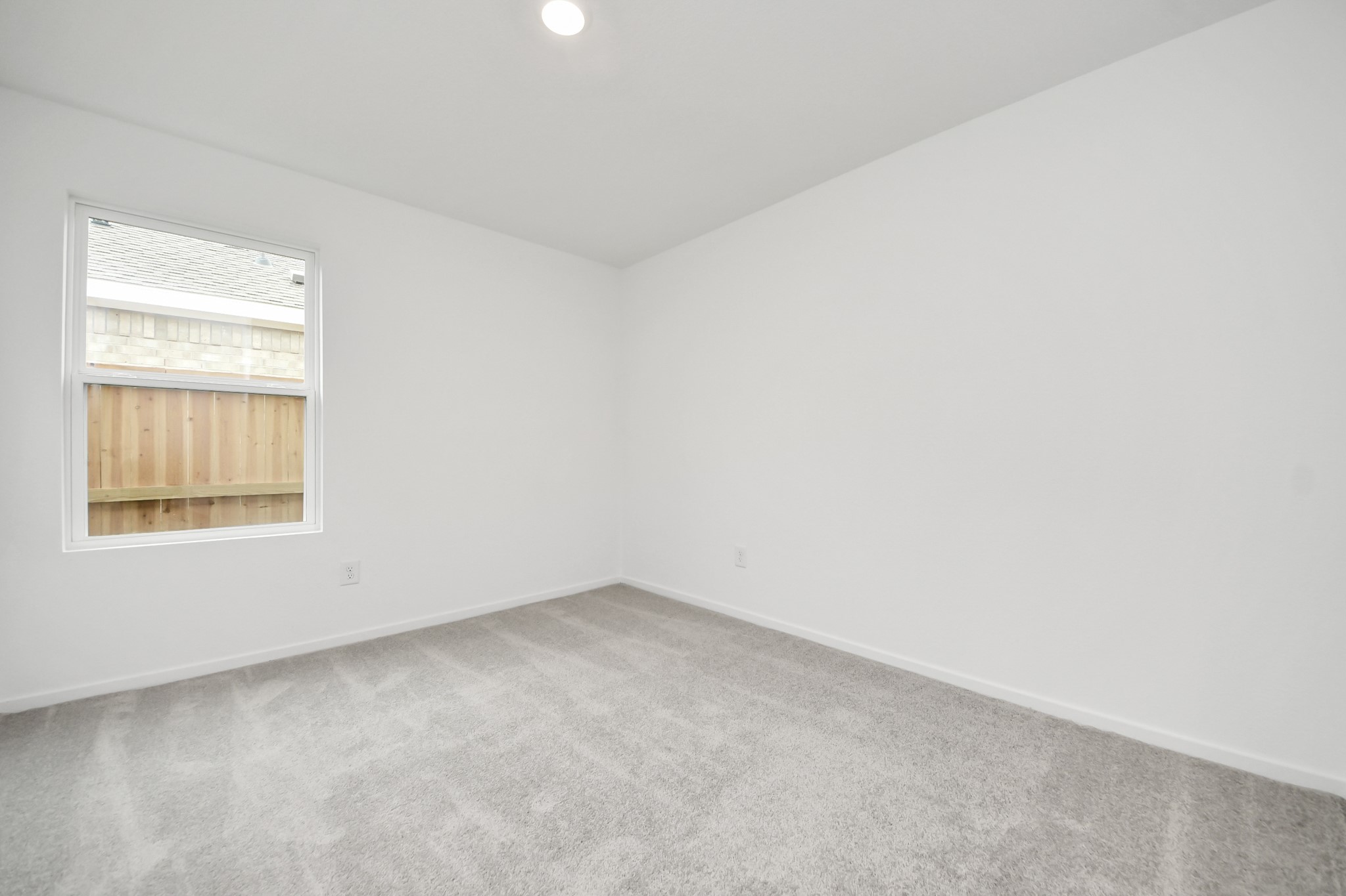 16822 Spotted Oak Drive Property Photo 22