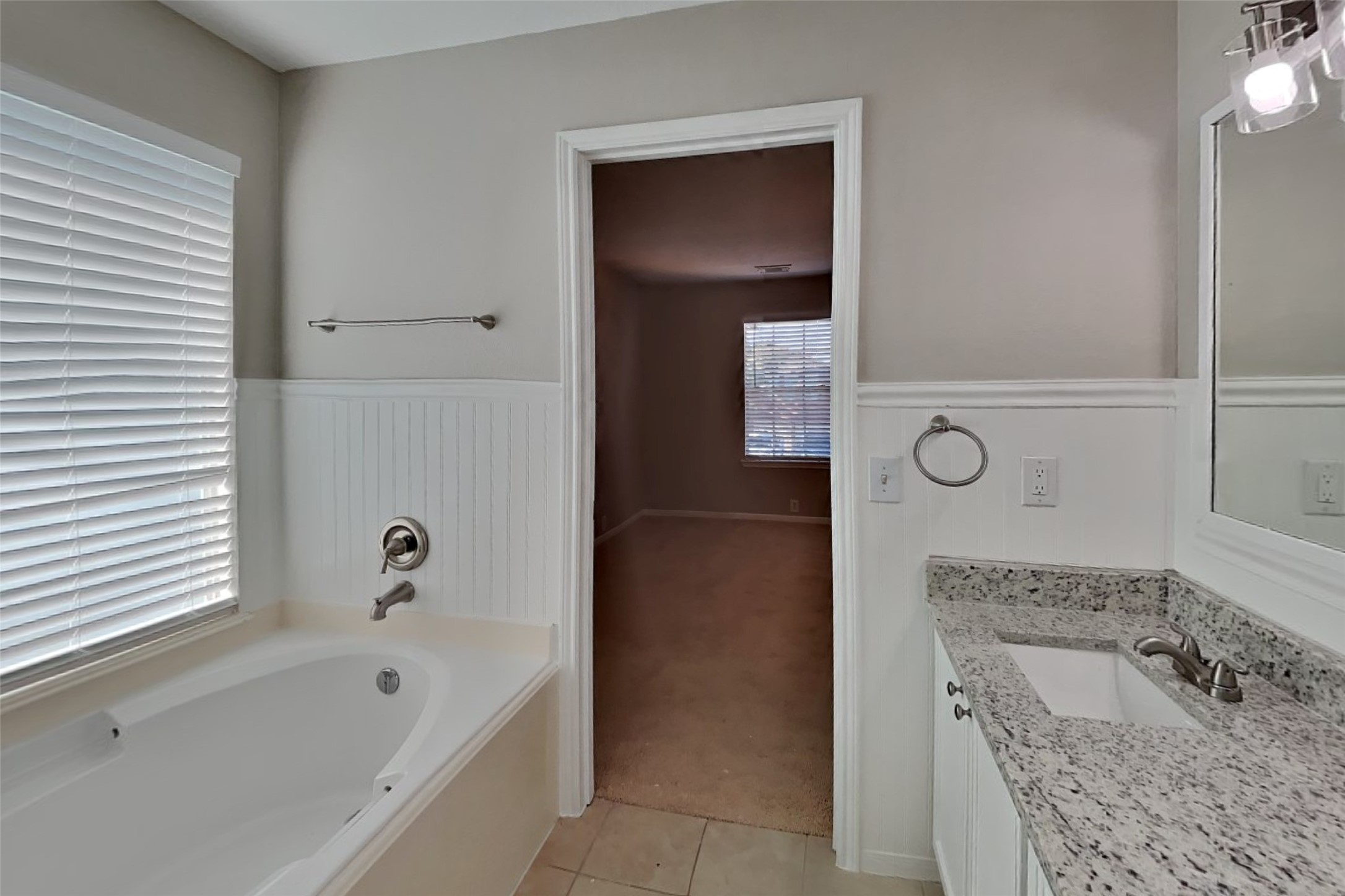 11907 Ezekiel Drive Property Photo 9