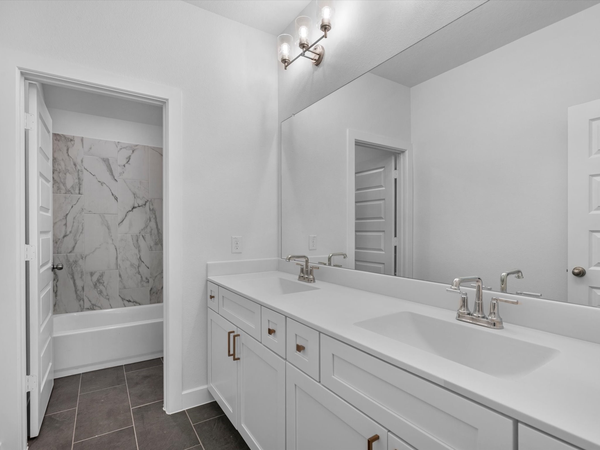 1131 Village Falls Drive Property Photo 19