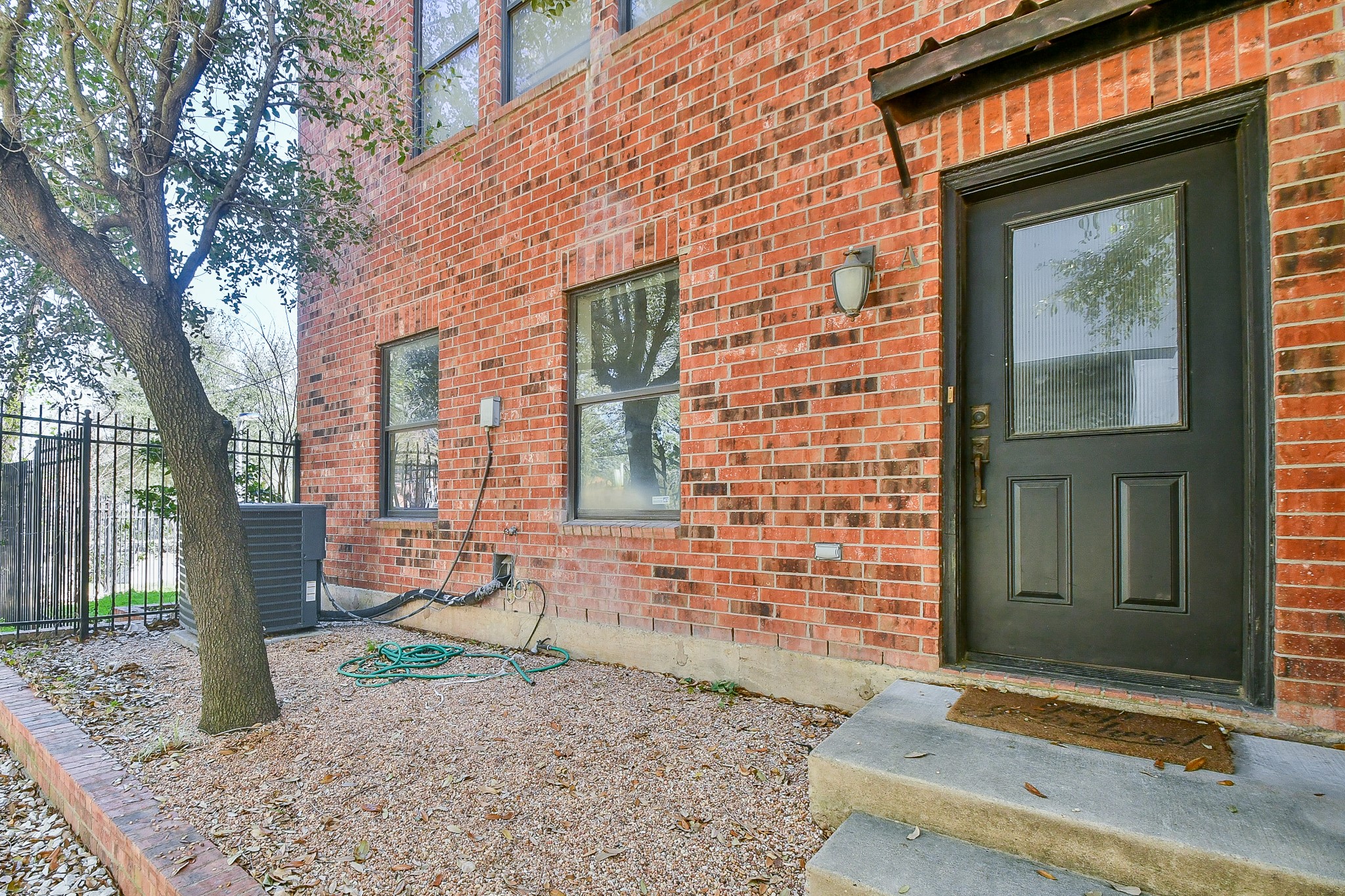 2422 Navigation Boulevard A Property Photo 2