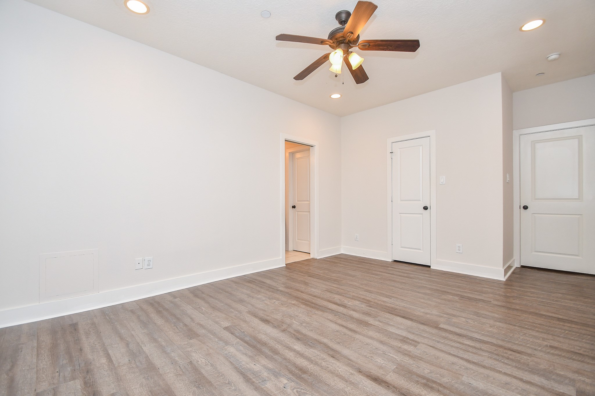2422 Navigation Boulevard A Property Photo 18