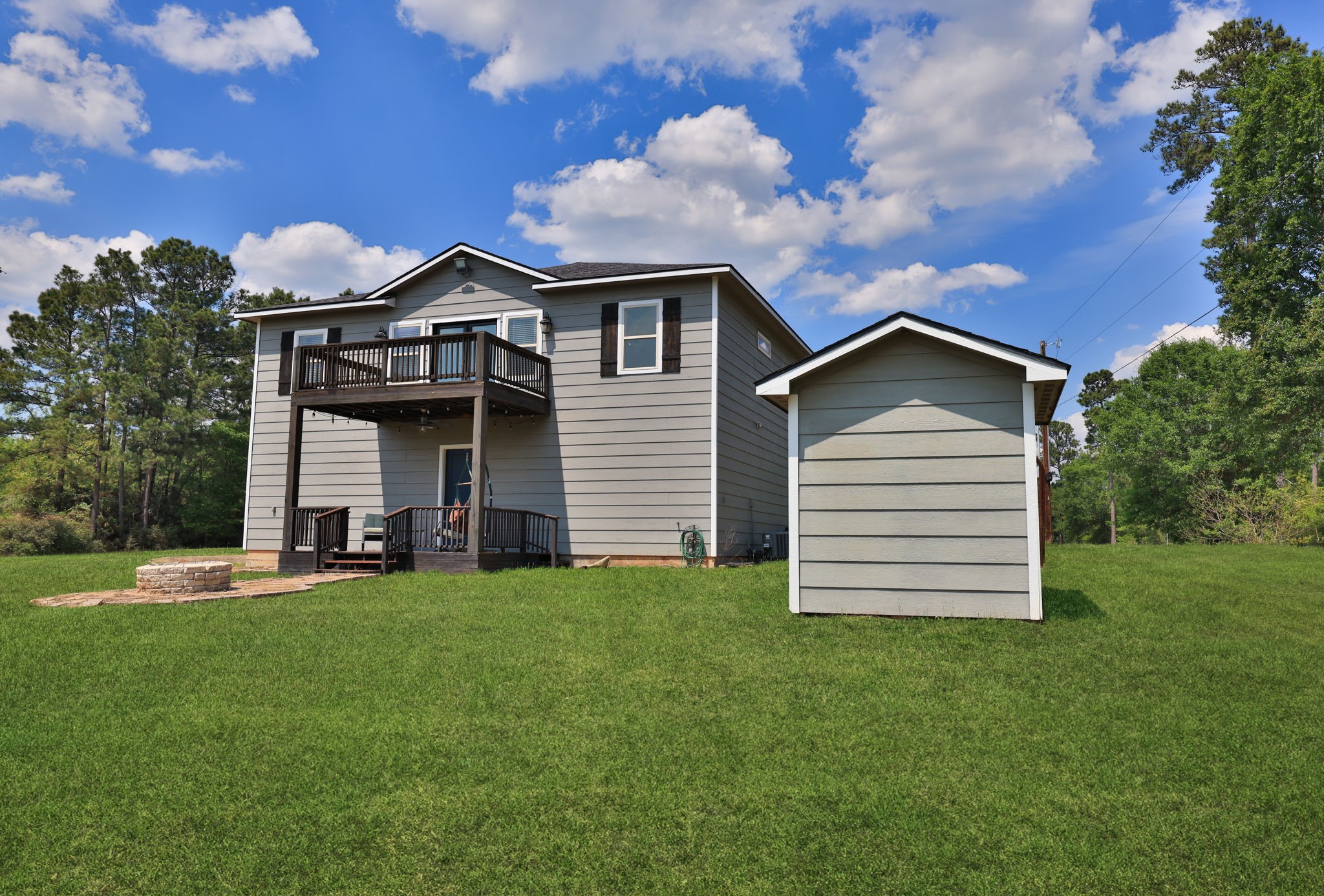 972 Fm 1696 Road W Property Photo 9