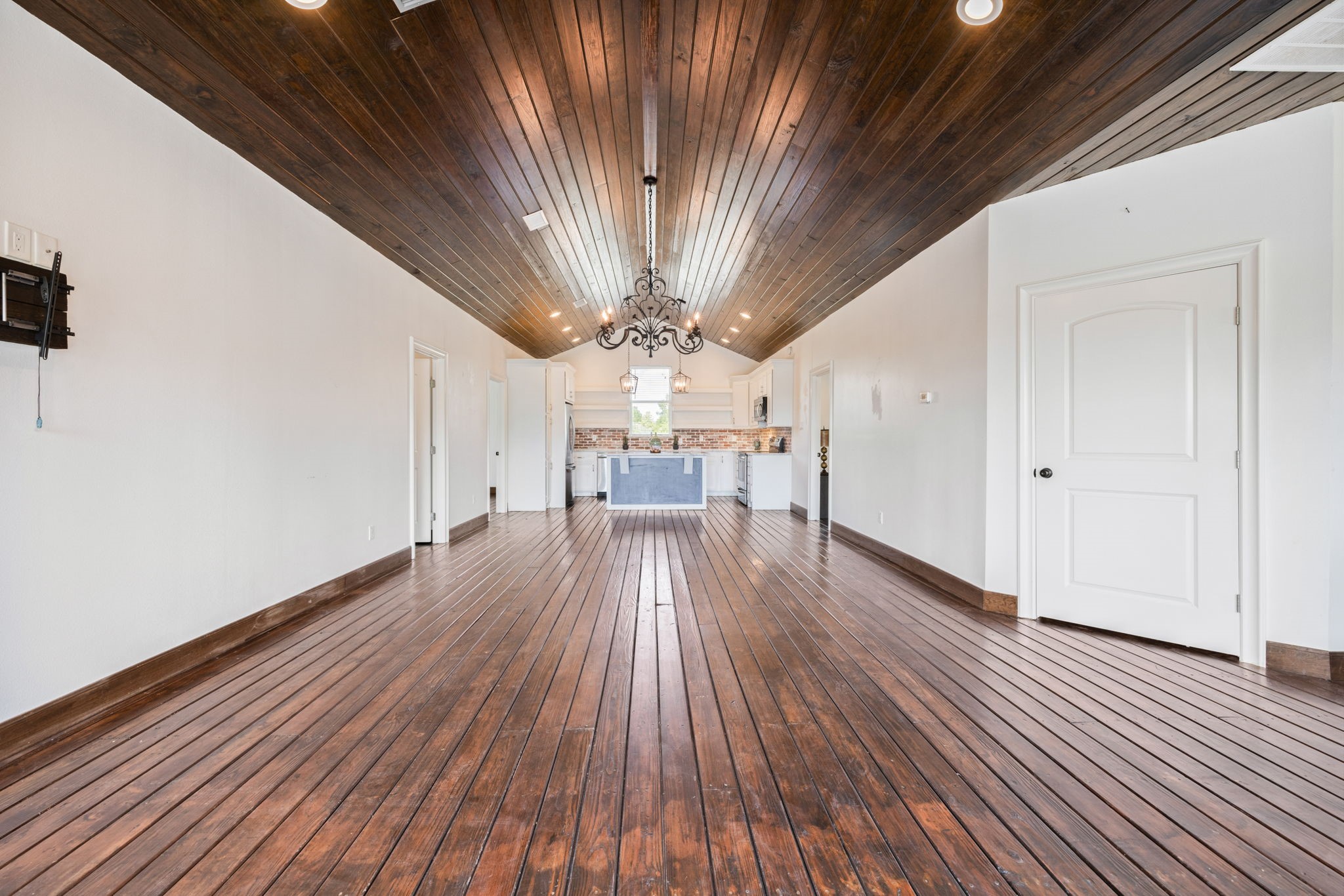 972 Fm 1696 Road W Property Photo 12