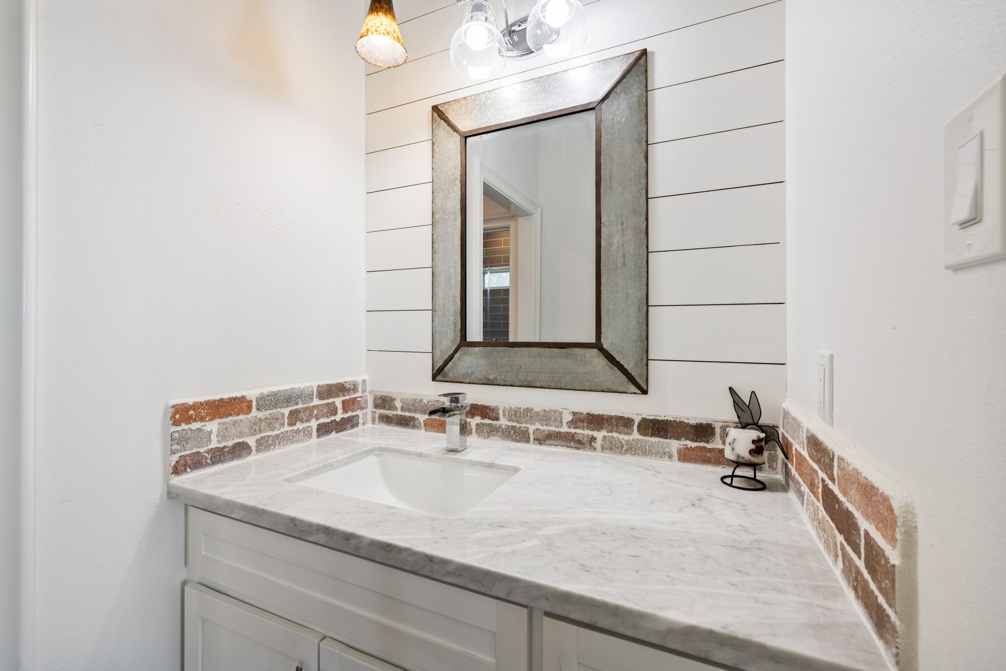 972 Fm 1696 Road W Property Photo 27