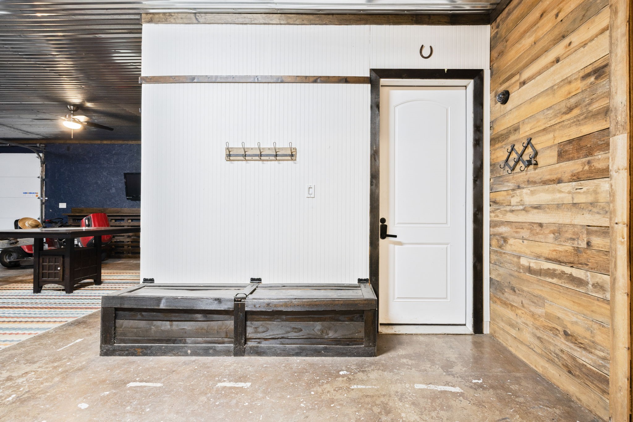 972 Fm 1696 Road W Property Photo 35