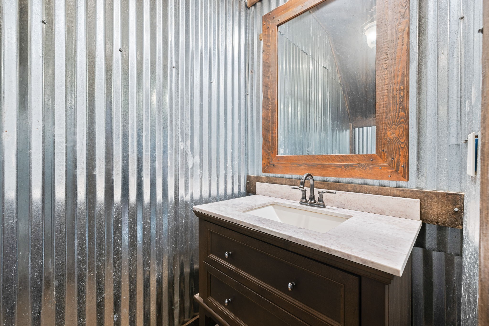 972 Fm 1696 Road W Property Photo 38