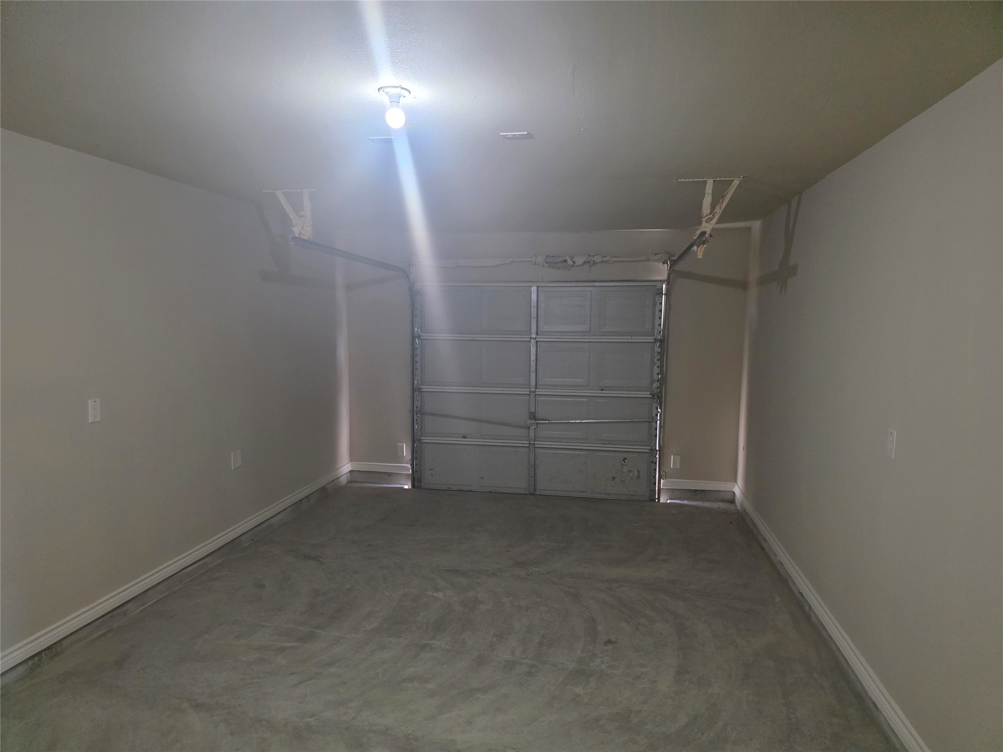 9827 Pelsey Street Property Photo 5