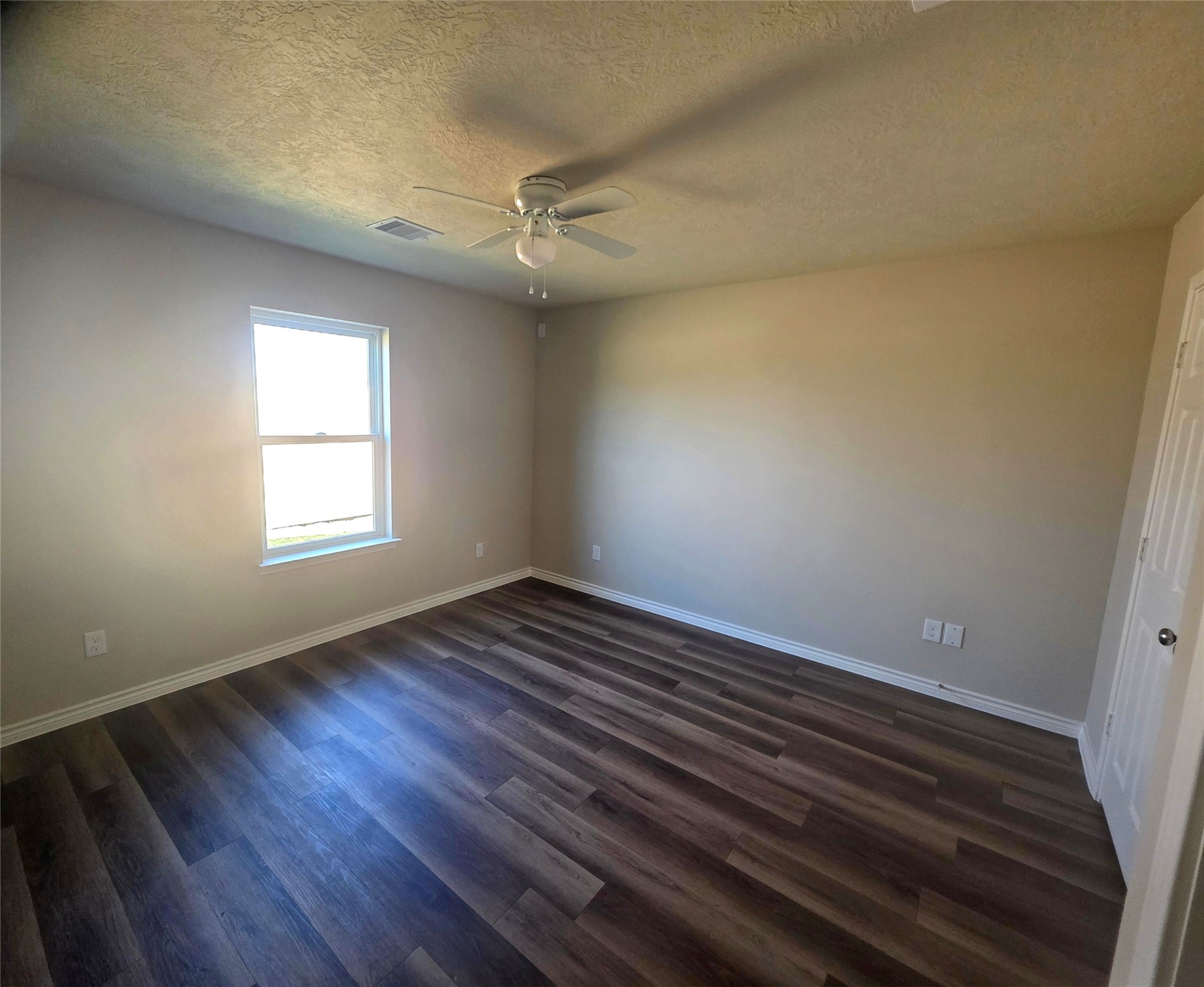 9827 Pelsey Street Property Photo 11