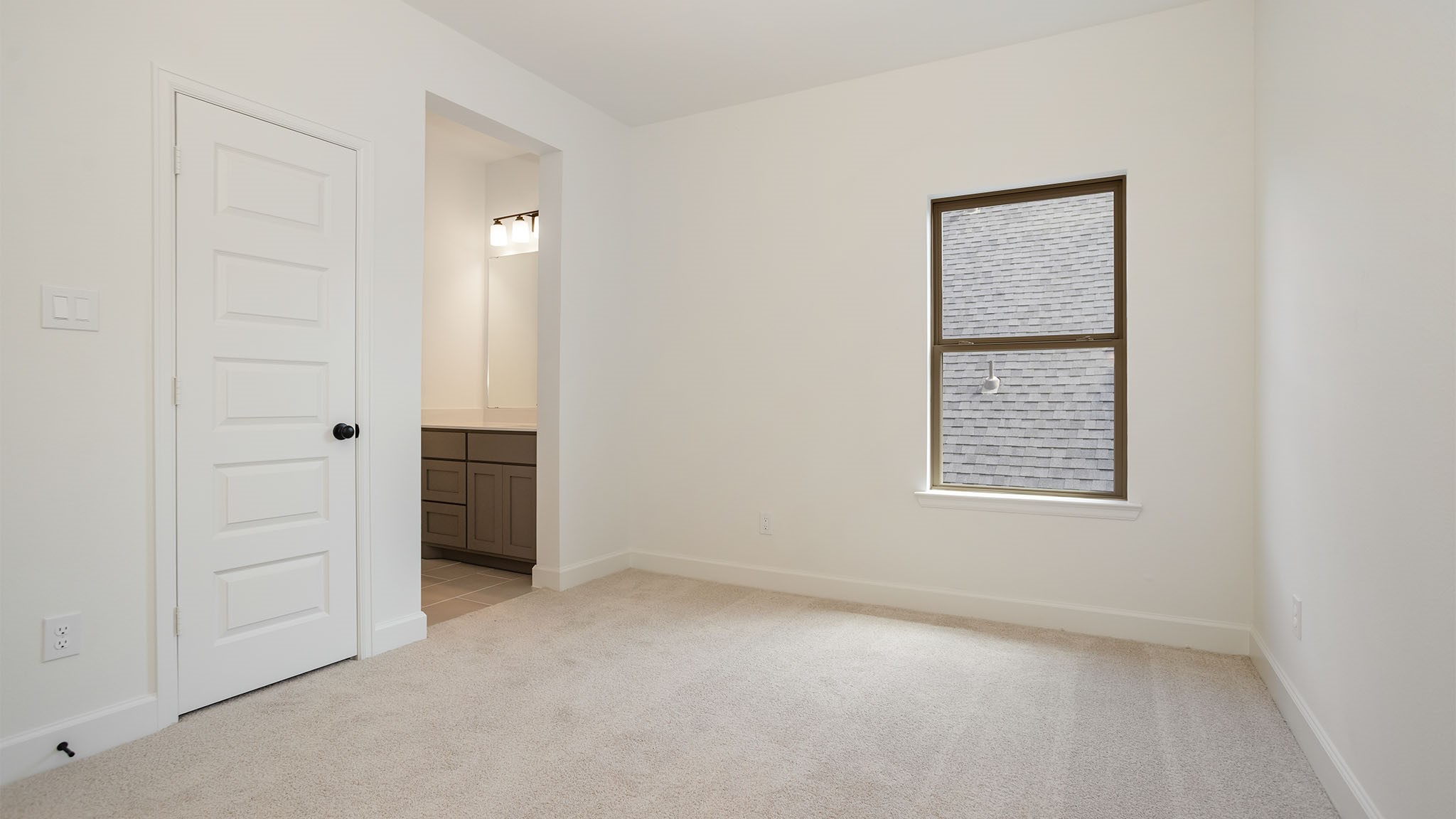 404 Darling Creek Lane Property Photo 13