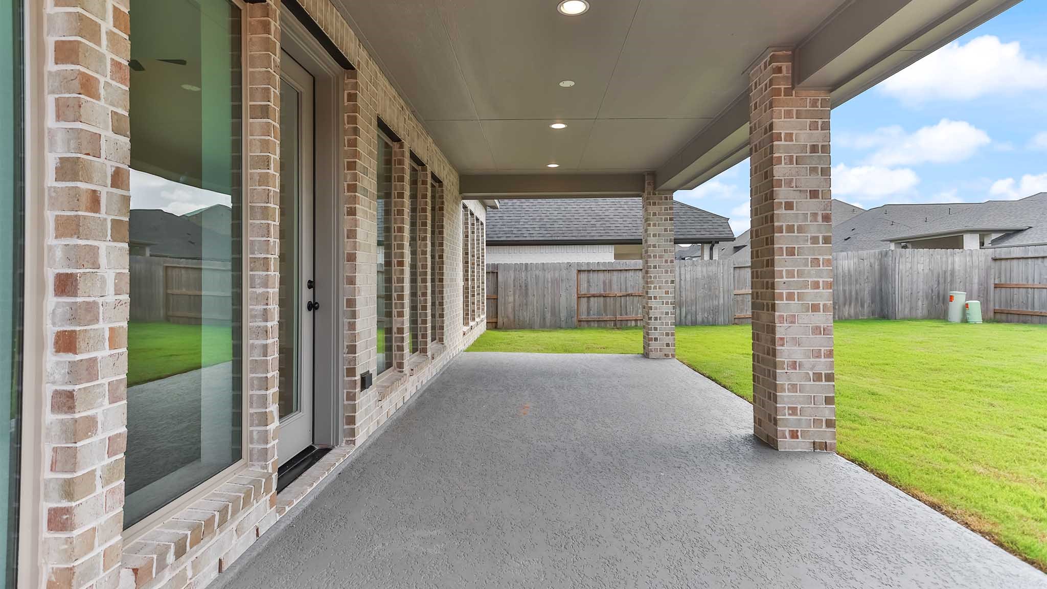 404 Darling Creek Lane Property Photo 15