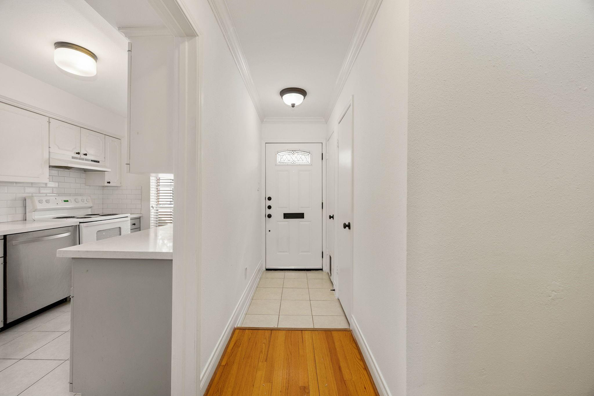 2312 Winrock Boulevard # 171, Houston Tx 77057 Property Photo 3