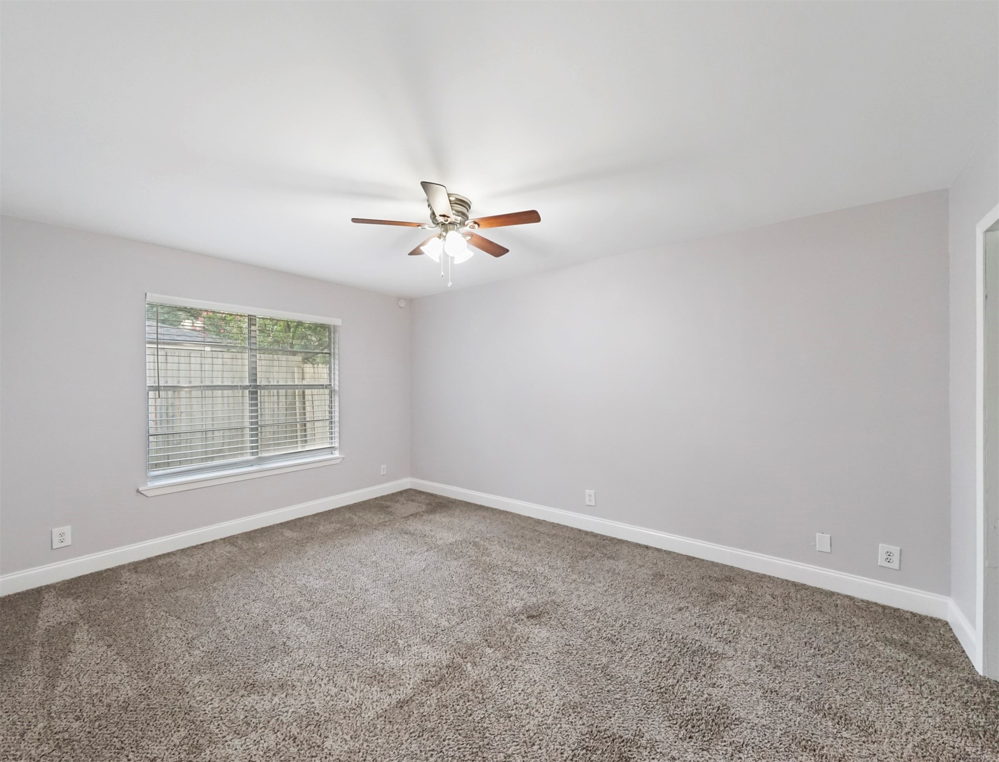 901 Aster Drive Property Photo 10