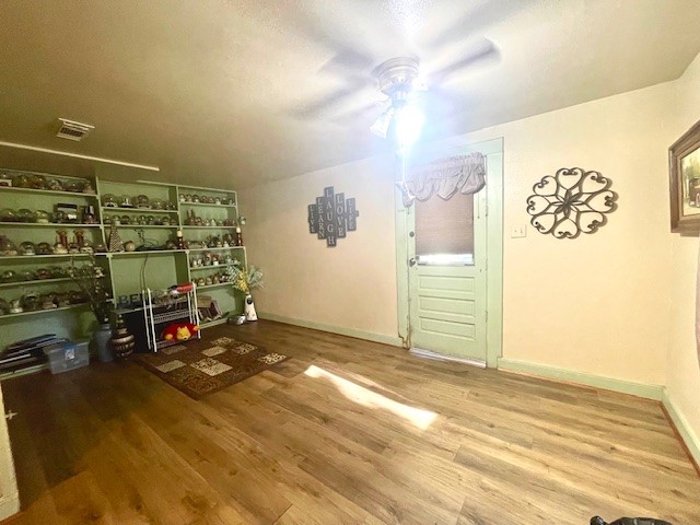 5422 7th Street Property Photo 2