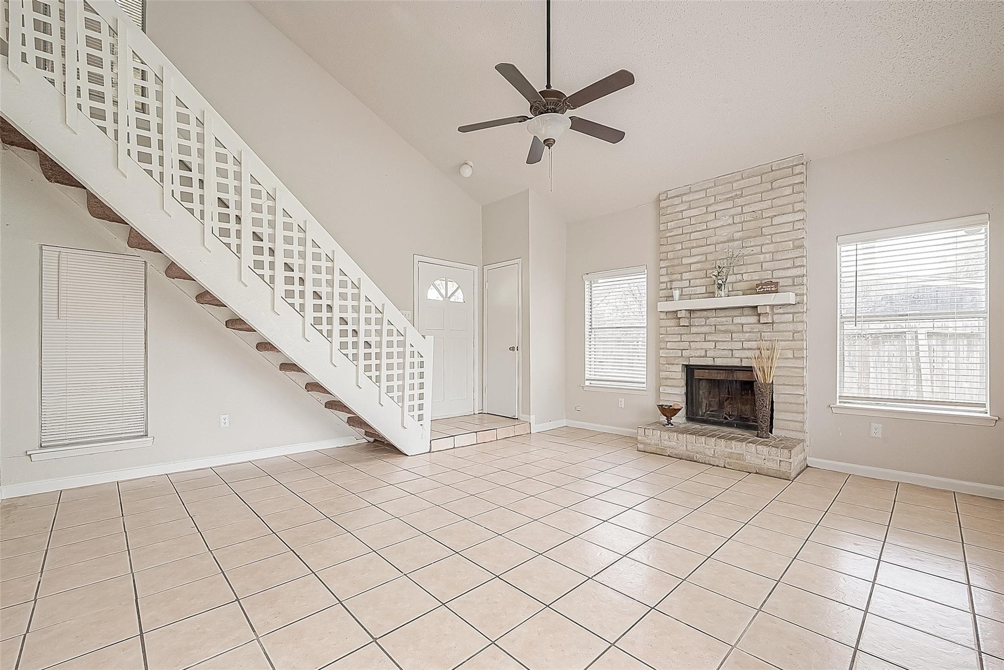 7415 Colima Drive Property Photo 12