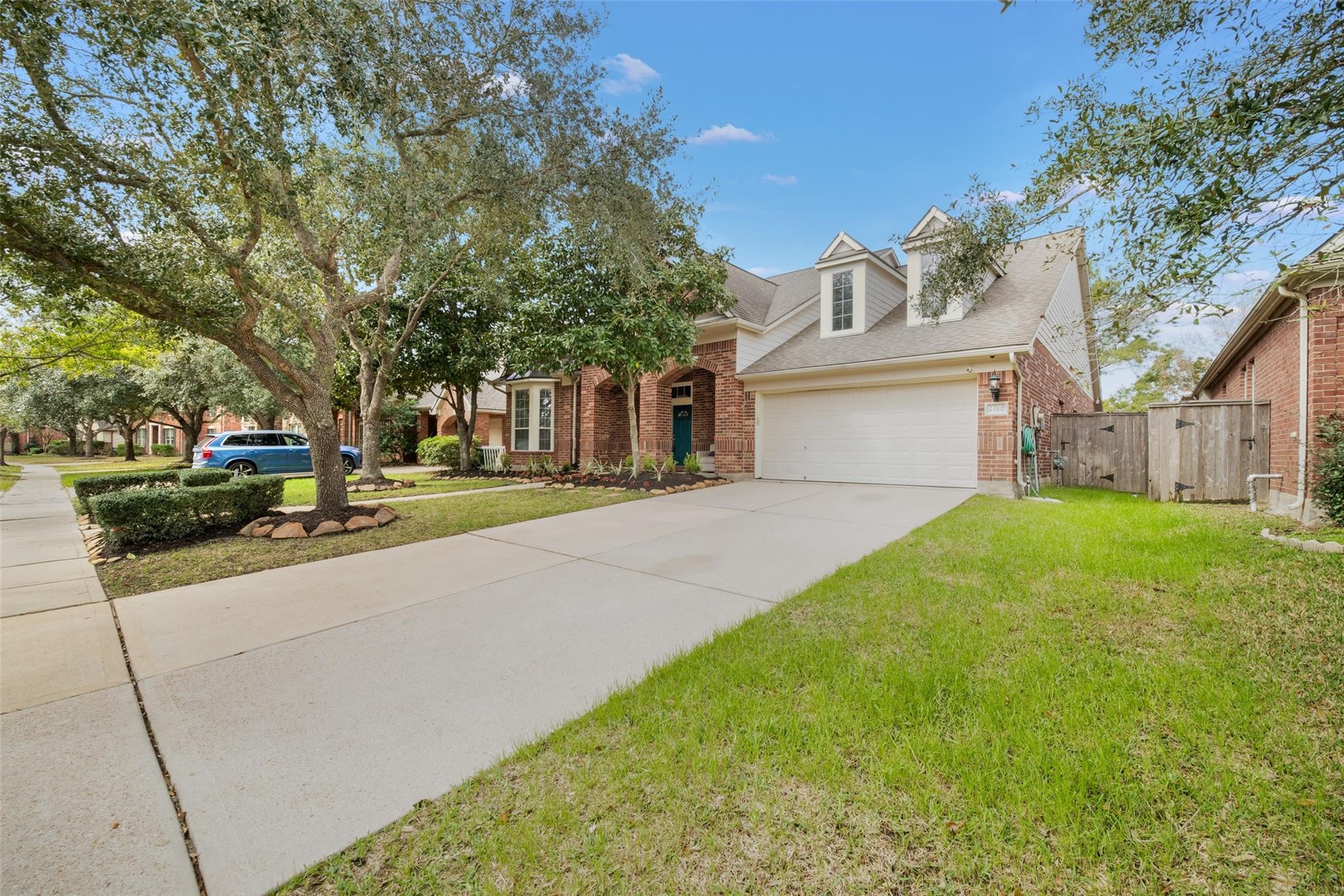 23702 Whispering Wind Property Photo 3