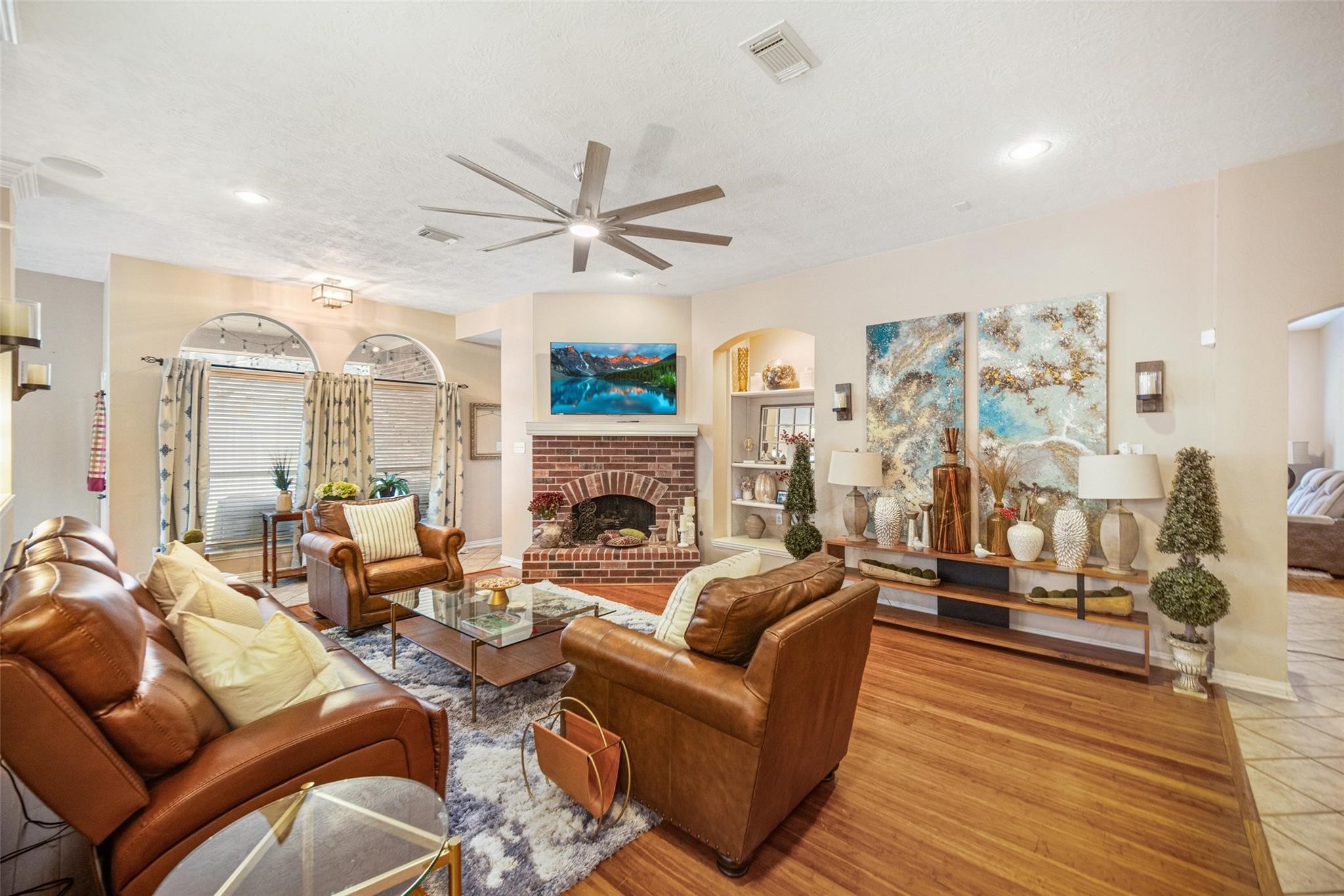 23702 Whispering Wind Property Photo 11