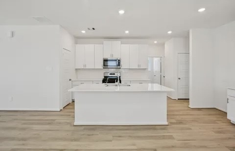 14187 Granger Pointe Property Photo 14
